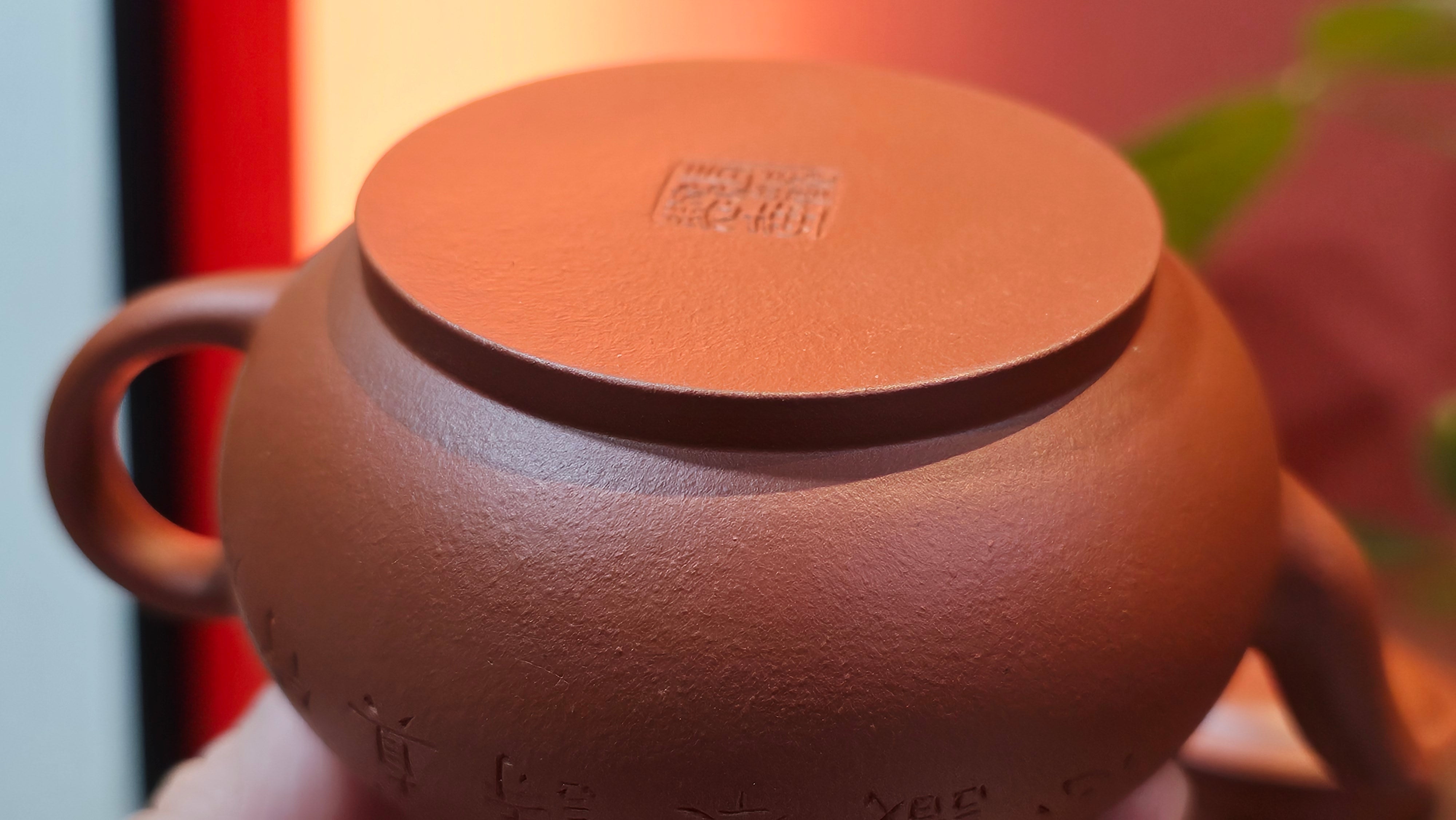 Qing Shi Gong Deng《清式宫灯》, 140.8ml, Xiao Hong Ni 小红泥, by our Craftsman Zhang Huan 张欢, Engraving by Craftsman Pe'eng Pe'eng 芃芃 ~ Congratulations to Mr J.G.! 2129hrs 10th August 2025, Sydney, Australia🇦🇺!