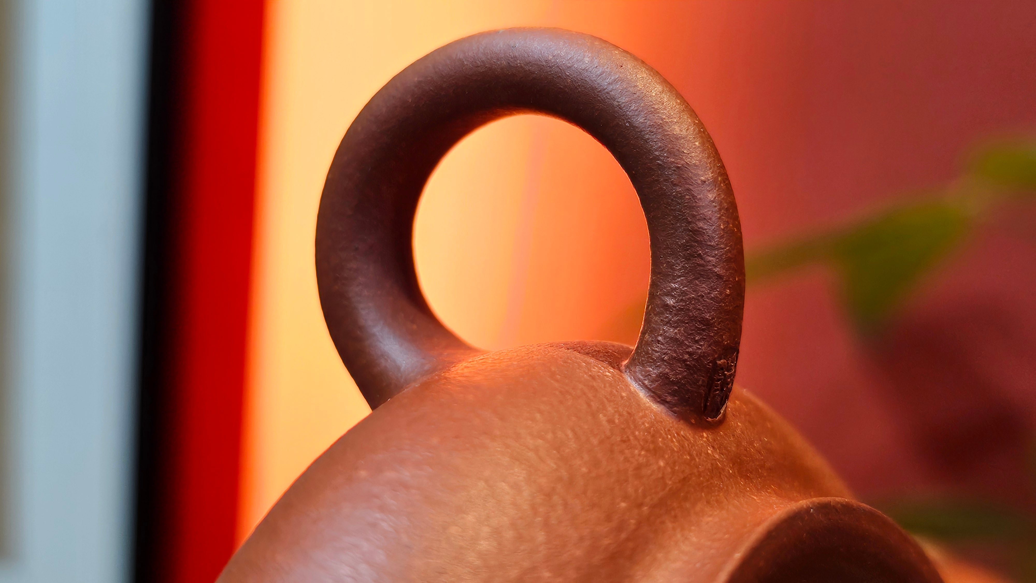 Ming Lu 明炉, 149.6ml, Hong Jiang Po Ni 红降坡泥, by our Collaborative Craftsman Chen Gui Zhi 陈桂枝。(Red JiangPoNi is rarer than Yellow JiangPoNi, XiaoMeiYao ZhuNi & ZhaoZhuang ZhuNi) ~ Congratulations to Prof J.! 2129hrs 5th August 2025, Bowie, MD.