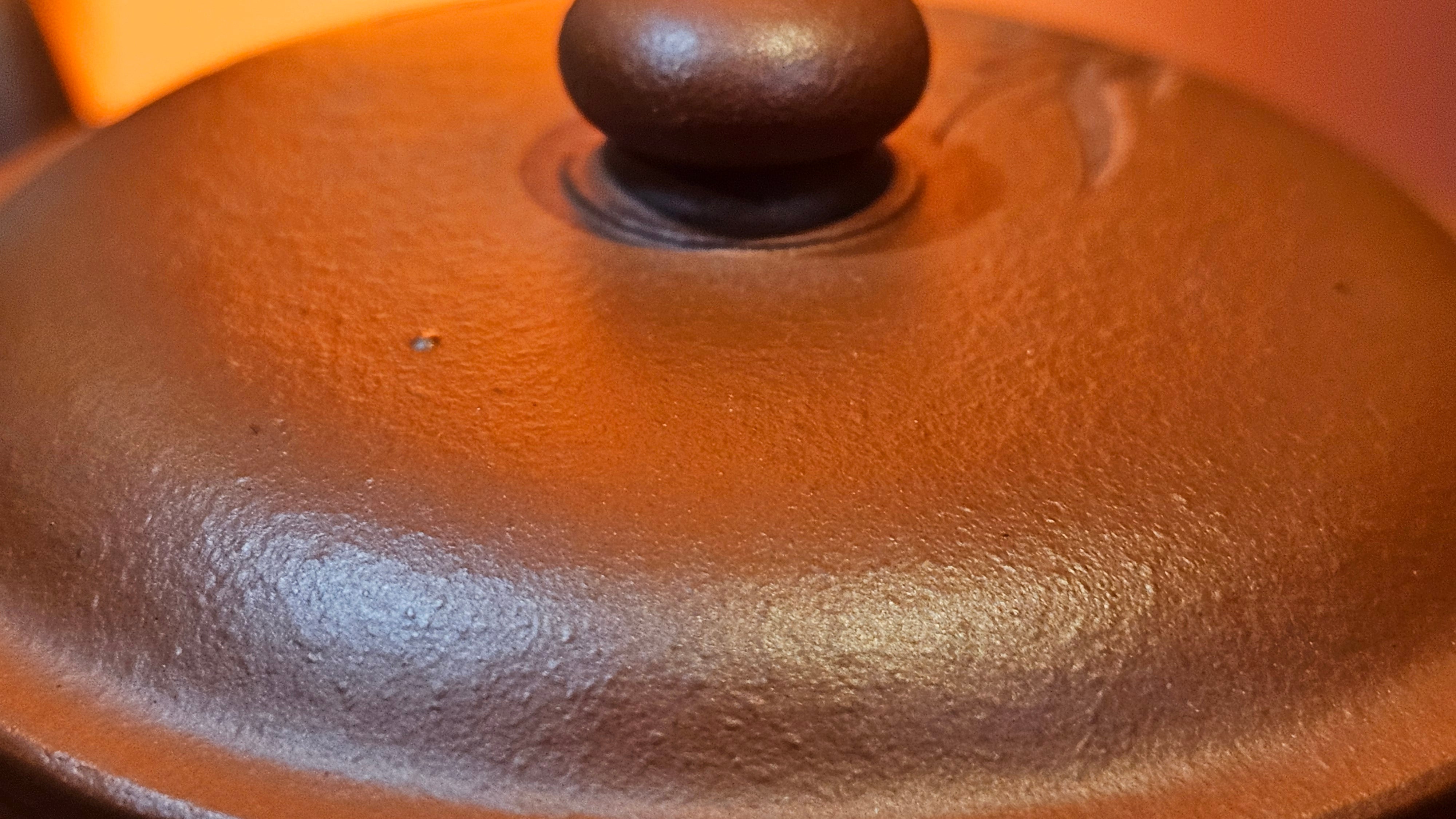 Qing Shi Gong Deng《清式宫灯》, 140.8ml, Xiao Hong Ni 小红泥, by our Craftsman Zhang Huan 张欢, Engraving by Craftsman Pe'eng Pe'eng 芃芃 ~ Congratulations to Mr J.G.! 2129hrs 10th August 2025, Sydney, Australia🇦🇺!