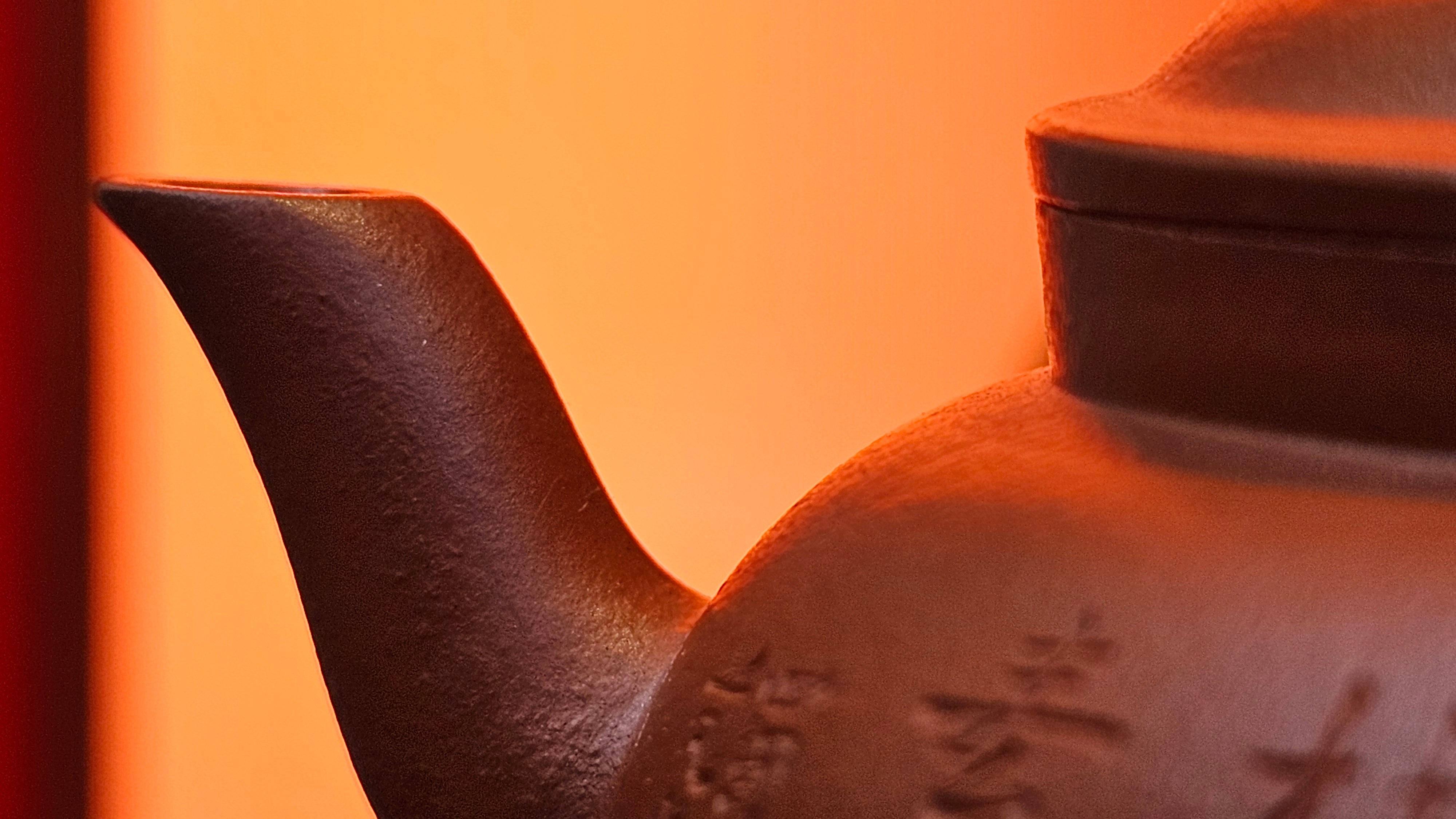 Qing Shi Gong Deng《清式宫灯》, 140.8ml, Xiao Hong Ni 小红泥, by our Craftsman Zhang Huan 张欢, Engraving by Craftsman Pe'eng Pe'eng 芃芃 ~ Congratulations to Mr J.G.! 2129hrs 10th August 2025, Sydney, Australia🇦🇺!