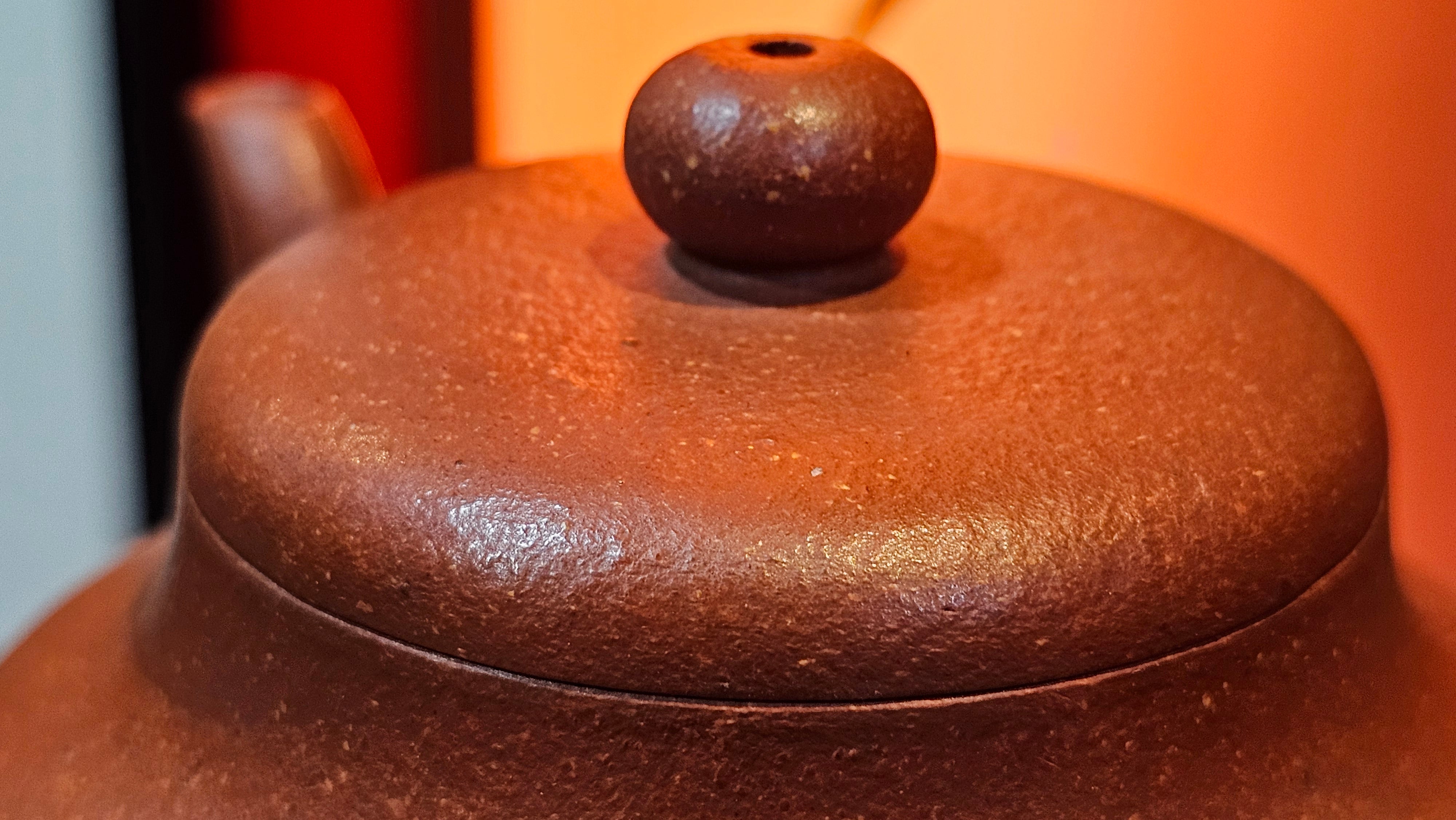 Jun De 君德, 193.7ml, Hong Jiang Po Ni 红降坡泥, by Craftsman Chen Gui Zhi 陈桂枝。(Red JiangPoNi is rarer than Yellow JiangPoNi, XiaoMeiYao ZhuNi & ZhaoZhuang ZhuNi)~Congratulations!to Mr E.W.! 1127hrs 19th Sept 2025, Berkeley, CA.