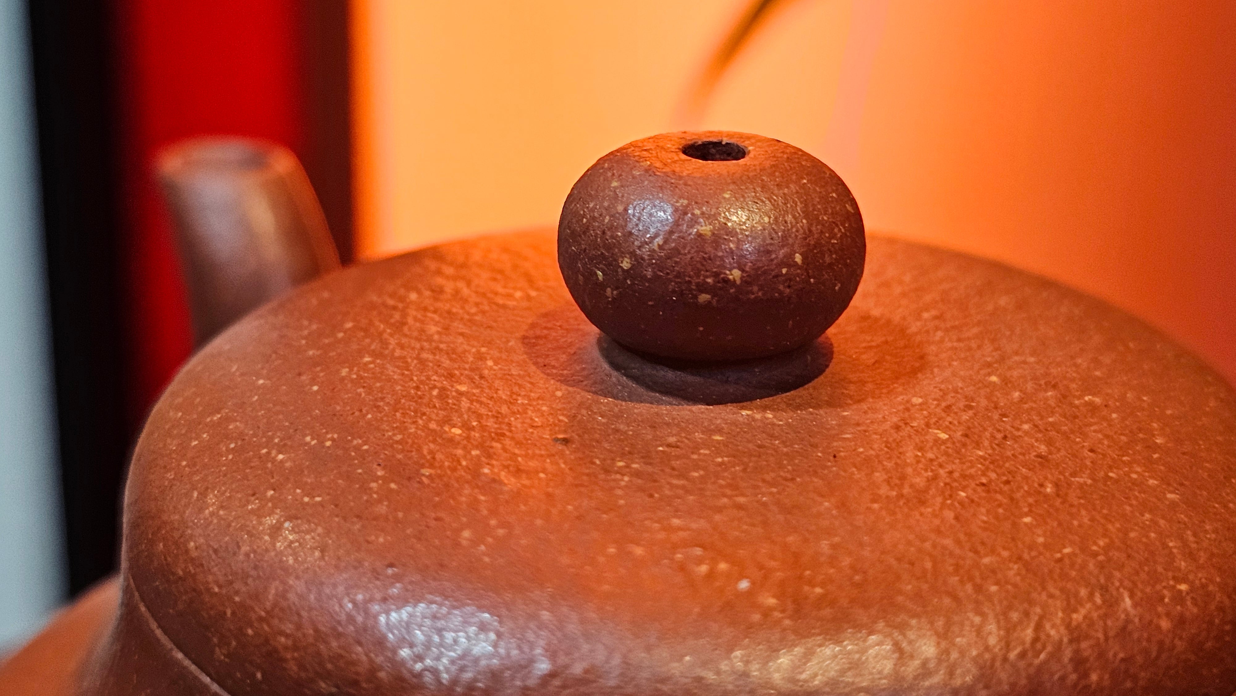 Jun De 君德, 193.7ml, Hong Jiang Po Ni 红降坡泥, by Craftsman Chen Gui Zhi 陈桂枝。(Red JiangPoNi is rarer than Yellow JiangPoNi, XiaoMeiYao ZhuNi & ZhaoZhuang ZhuNi)~Congratulations!to Mr E.W.! 1127hrs 19th Sept 2025, Berkeley, CA.