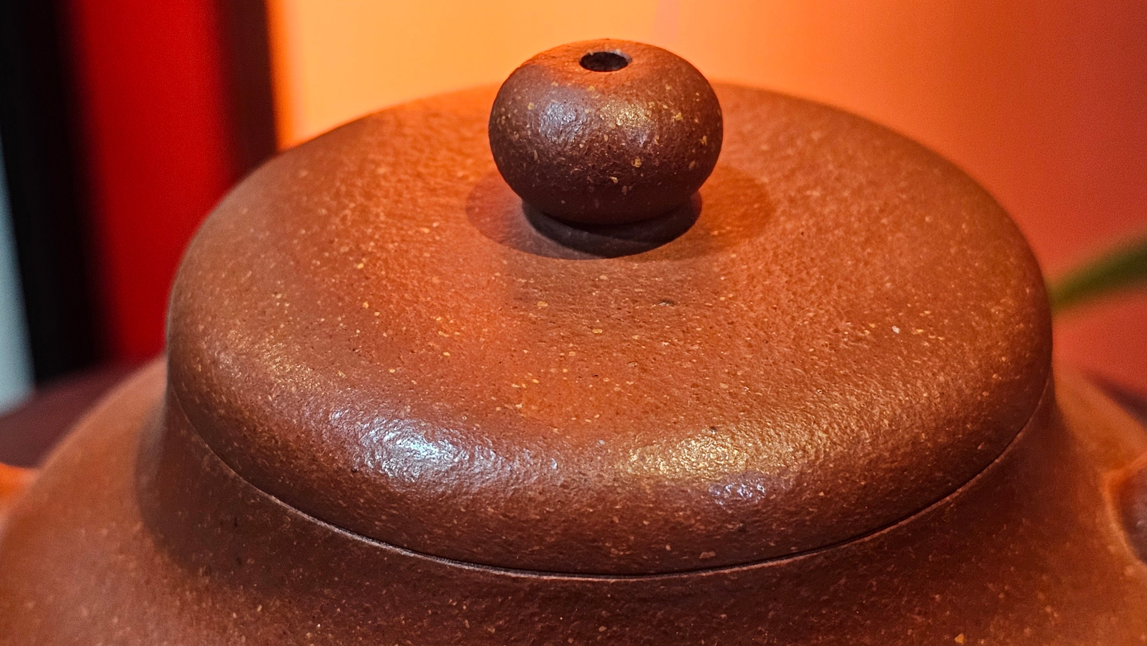 Jun De 君德, 193.7ml, Hong Jiang Po Ni 红降坡泥, by Craftsman Chen Gui Zhi 陈桂枝。(Red JiangPoNi is rarer than Yellow JiangPoNi, XiaoMeiYao ZhuNi & ZhaoZhuang ZhuNi)~Congratulations!to Mr E.W.! 1127hrs 19th Sept 2025, Berkeley, CA.