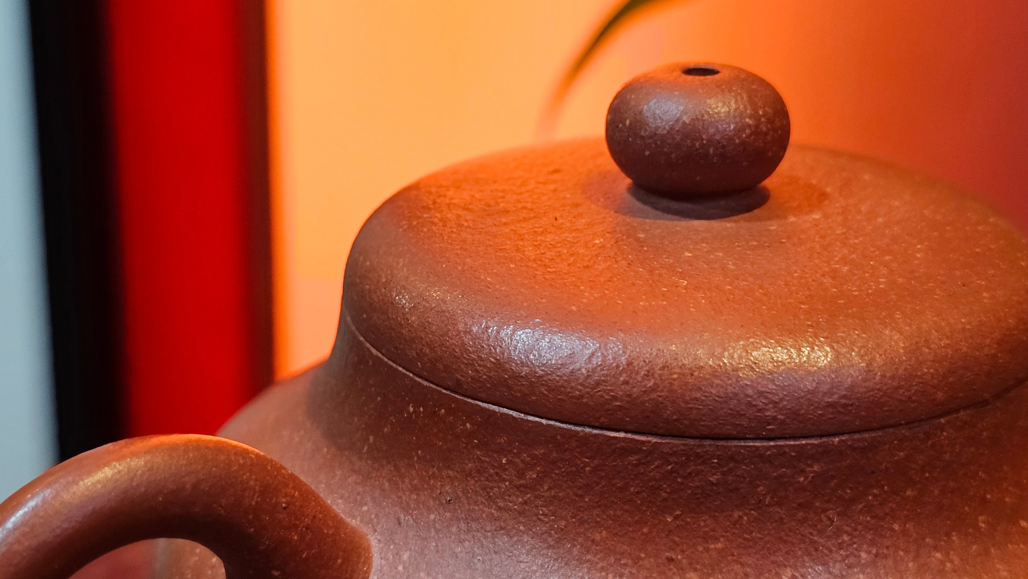 Jun De 君德, 193.7ml, Hong Jiang Po Ni 红降坡泥, by Craftsman Chen Gui Zhi 陈桂枝。(Red JiangPoNi is rarer than Yellow JiangPoNi, XiaoMeiYao ZhuNi & ZhaoZhuang ZhuNi)~Congratulations!to Mr E.W.! 1127hrs 19th Sept 2025, Berkeley, CA.