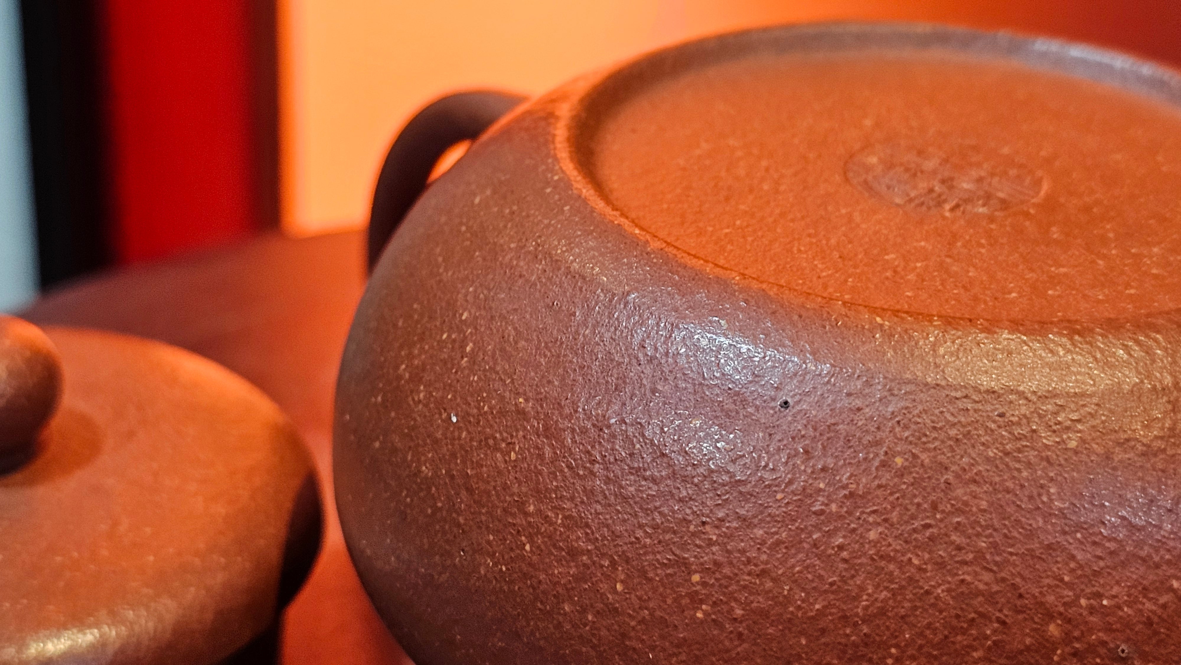 Jun De 君德, 193.7ml, Hong Jiang Po Ni 红降坡泥, by Craftsman Chen Gui Zhi 陈桂枝。(Red JiangPoNi is rarer than Yellow JiangPoNi, XiaoMeiYao ZhuNi & ZhaoZhuang ZhuNi)~Congratulations!to Mr E.W.! 1127hrs 19th Sept 2025, Berkeley, CA.