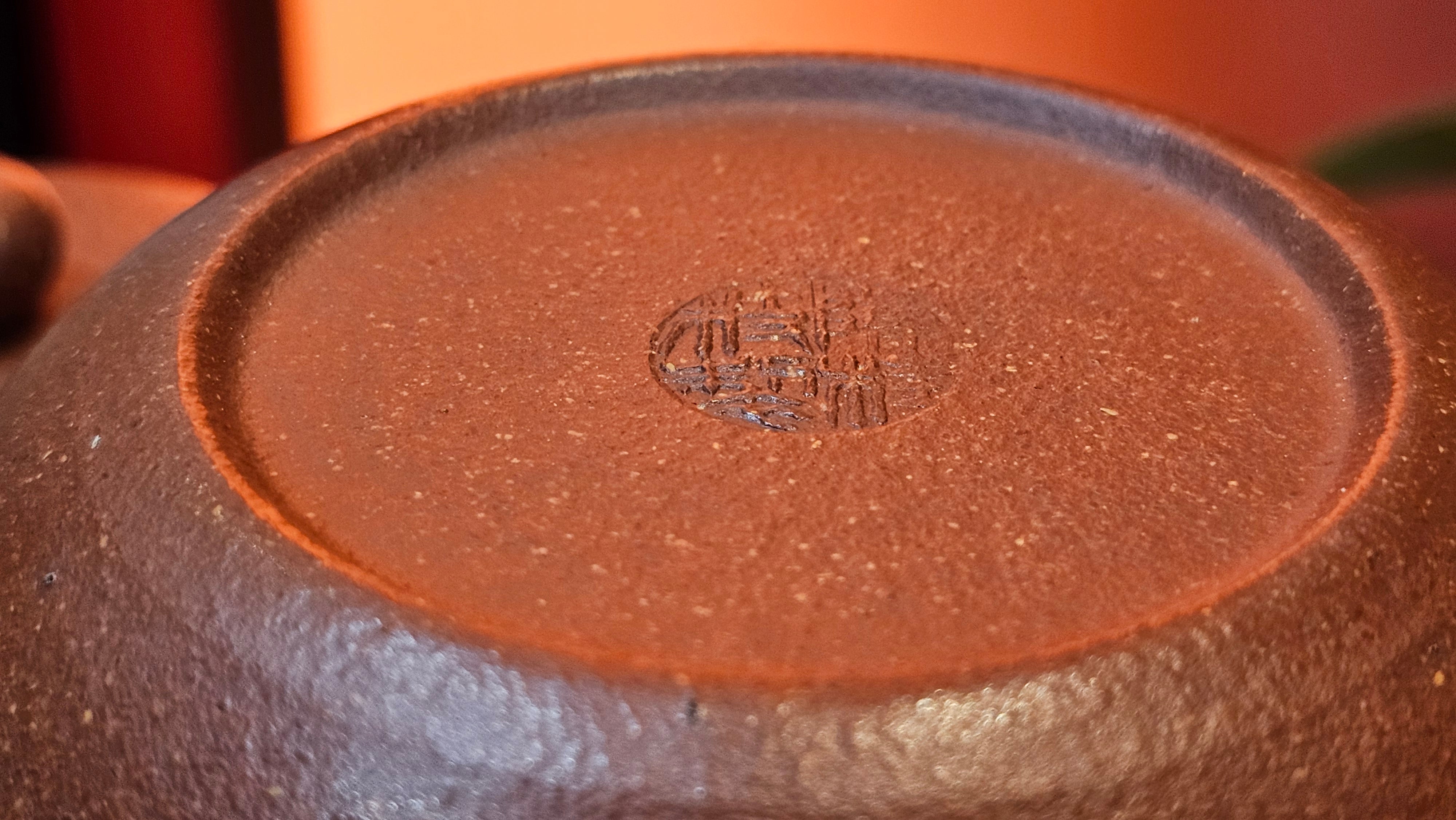 Jun De 君德, 193.7ml, Hong Jiang Po Ni 红降坡泥, by Craftsman Chen Gui Zhi 陈桂枝。(Red JiangPoNi is rarer than Yellow JiangPoNi, XiaoMeiYao ZhuNi & ZhaoZhuang ZhuNi)~Congratulations!to Mr E.W.! 1127hrs 19th Sept 2025, Berkeley, CA.