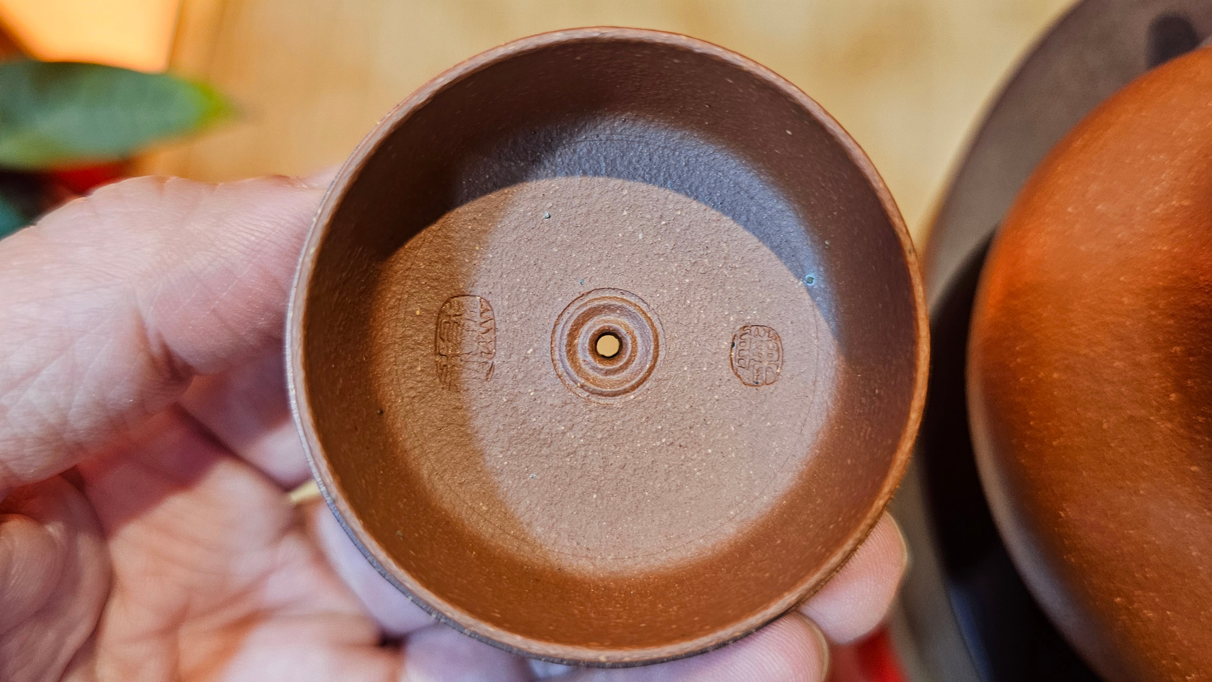 Jun De 君德, 193.7ml, Hong Jiang Po Ni 红降坡泥, by Craftsman Chen Gui Zhi 陈桂枝。(Red JiangPoNi is rarer than Yellow JiangPoNi, XiaoMeiYao ZhuNi & ZhaoZhuang ZhuNi)~Congratulations!to Mr E.W.! 1127hrs 19th Sept 2025, Berkeley, CA.