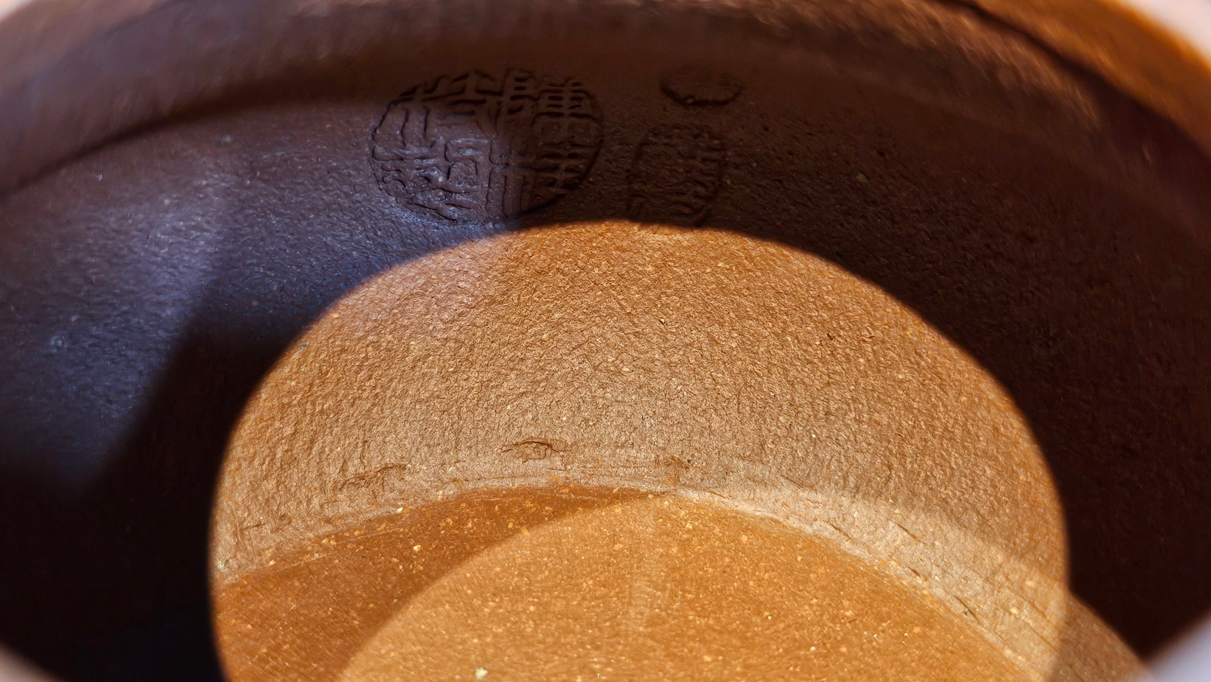 Jun De 君德, 193.7ml, Hong Jiang Po Ni 红降坡泥, by Craftsman Chen Gui Zhi 陈桂枝。(Red JiangPoNi is rarer than Yellow JiangPoNi, XiaoMeiYao ZhuNi & ZhaoZhuang ZhuNi)~Congratulations!to Mr E.W.! 1127hrs 19th Sept 2025, Berkeley, CA.