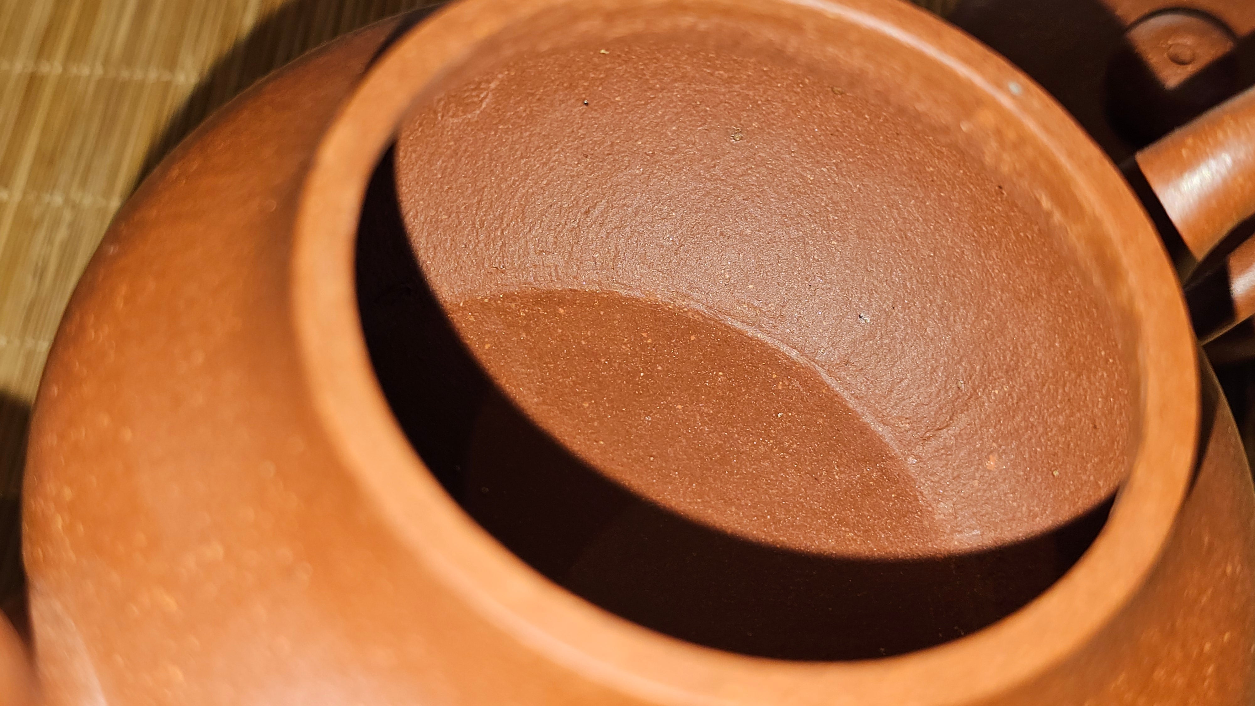 Jun De 君德, 193.7ml, Hong Jiang Po Ni 红降坡泥, by Craftsman Chen Gui Zhi 陈桂枝。(Red JiangPoNi is rarer than Yellow JiangPoNi, XiaoMeiYao ZhuNi & ZhaoZhuang ZhuNi)~Congratulations!to Mr E.W.! 1127hrs 19th Sept 2025, Berkeley, CA.