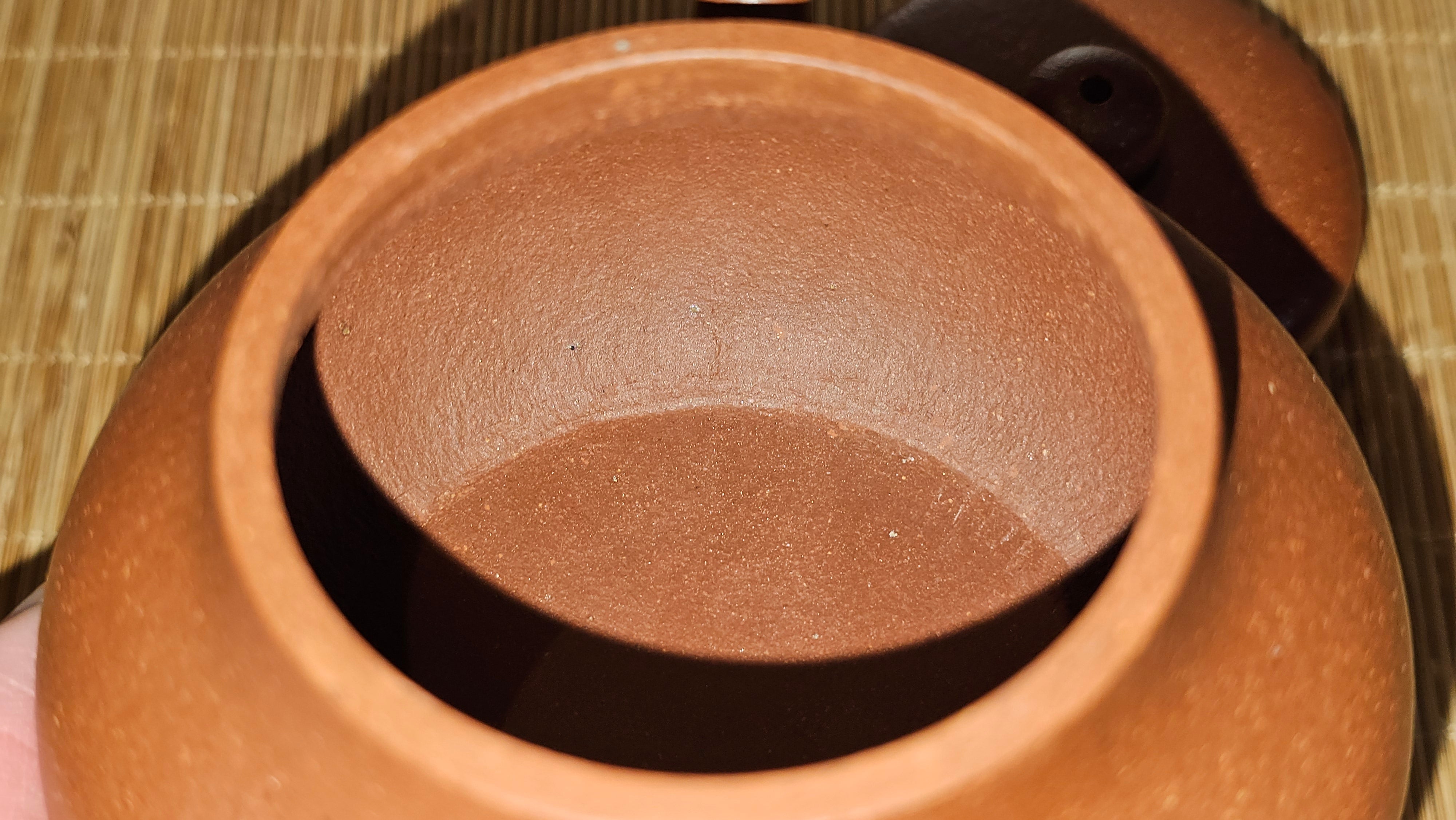 Jun De 君德, 193.7ml, Hong Jiang Po Ni 红降坡泥, by Craftsman Chen Gui Zhi 陈桂枝。(Red JiangPoNi is rarer than Yellow JiangPoNi, XiaoMeiYao ZhuNi & ZhaoZhuang ZhuNi)~Congratulations!to Mr E.W.! 1127hrs 19th Sept 2025, Berkeley, CA.