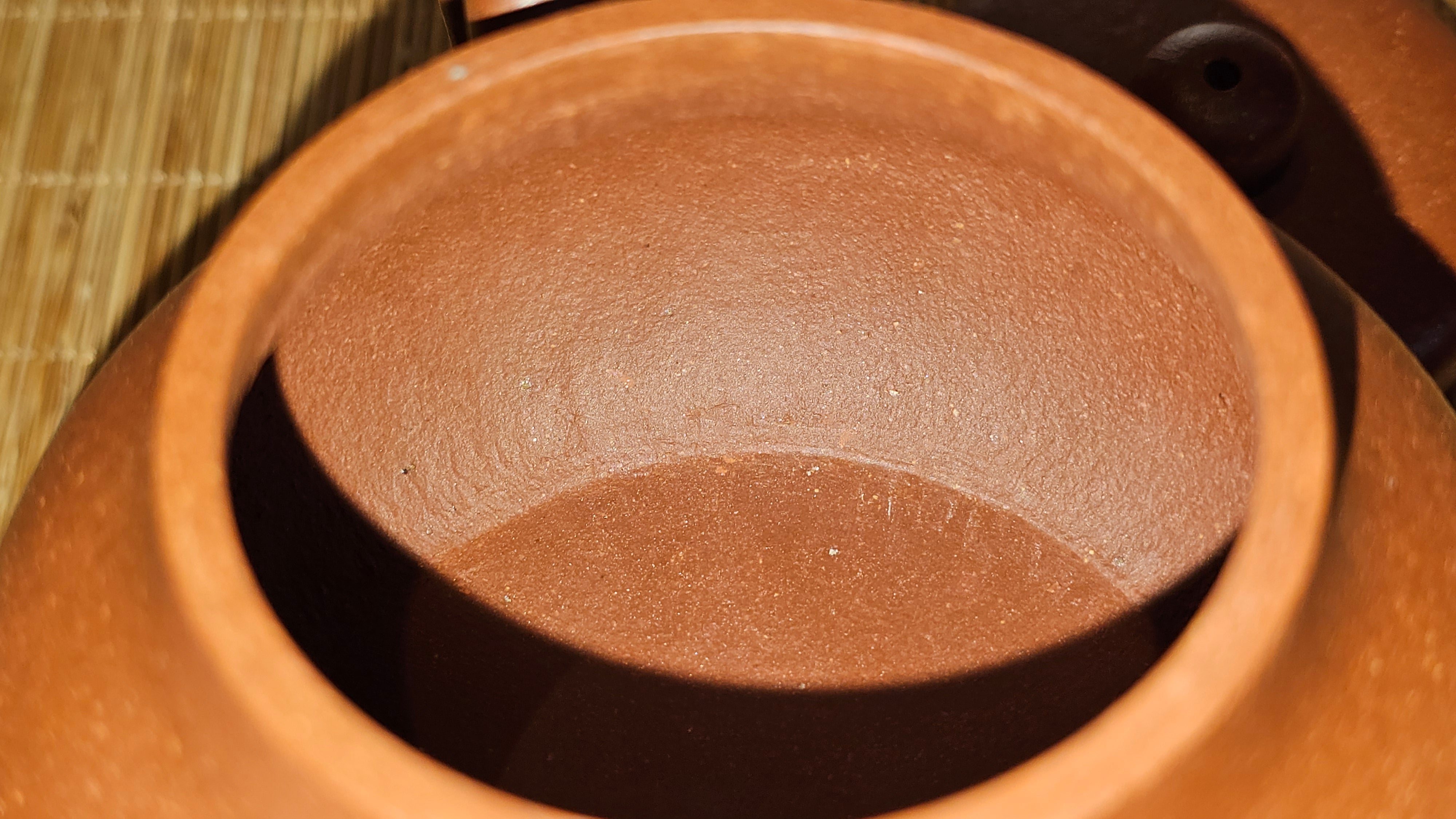 Jun De 君德, 193.7ml, Hong Jiang Po Ni 红降坡泥, by Craftsman Chen Gui Zhi 陈桂枝。(Red JiangPoNi is rarer than Yellow JiangPoNi, XiaoMeiYao ZhuNi & ZhaoZhuang ZhuNi)~Congratulations!to Mr E.W.! 1127hrs 19th Sept 2025, Berkeley, CA.