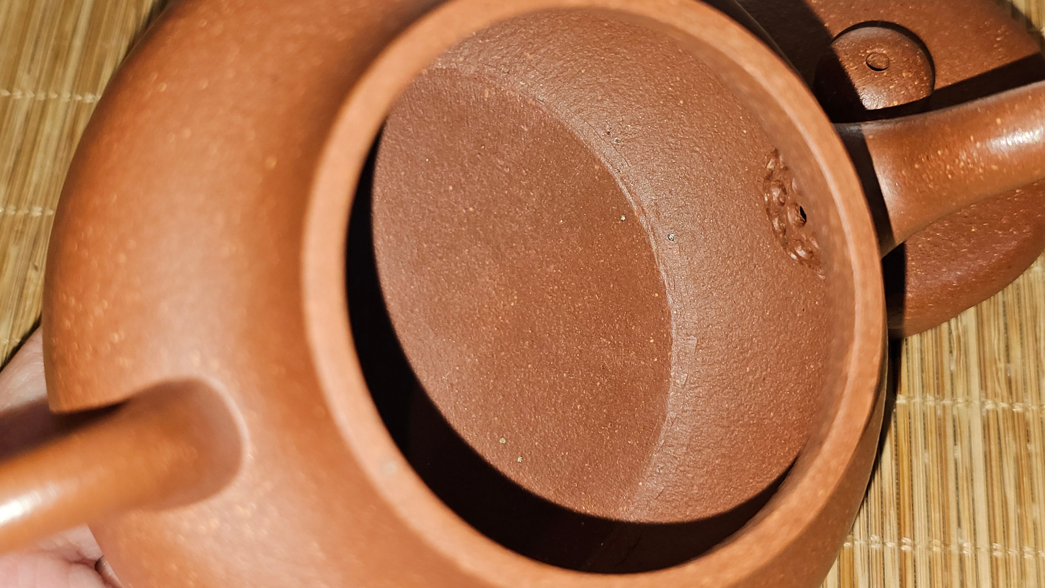 Jun De 君德, 193.7ml, Hong Jiang Po Ni 红降坡泥, by Craftsman Chen Gui Zhi 陈桂枝。(Red JiangPoNi is rarer than Yellow JiangPoNi, XiaoMeiYao ZhuNi & ZhaoZhuang ZhuNi)~Congratulations!to Mr E.W.! 1127hrs 19th Sept 2025, Berkeley, CA.