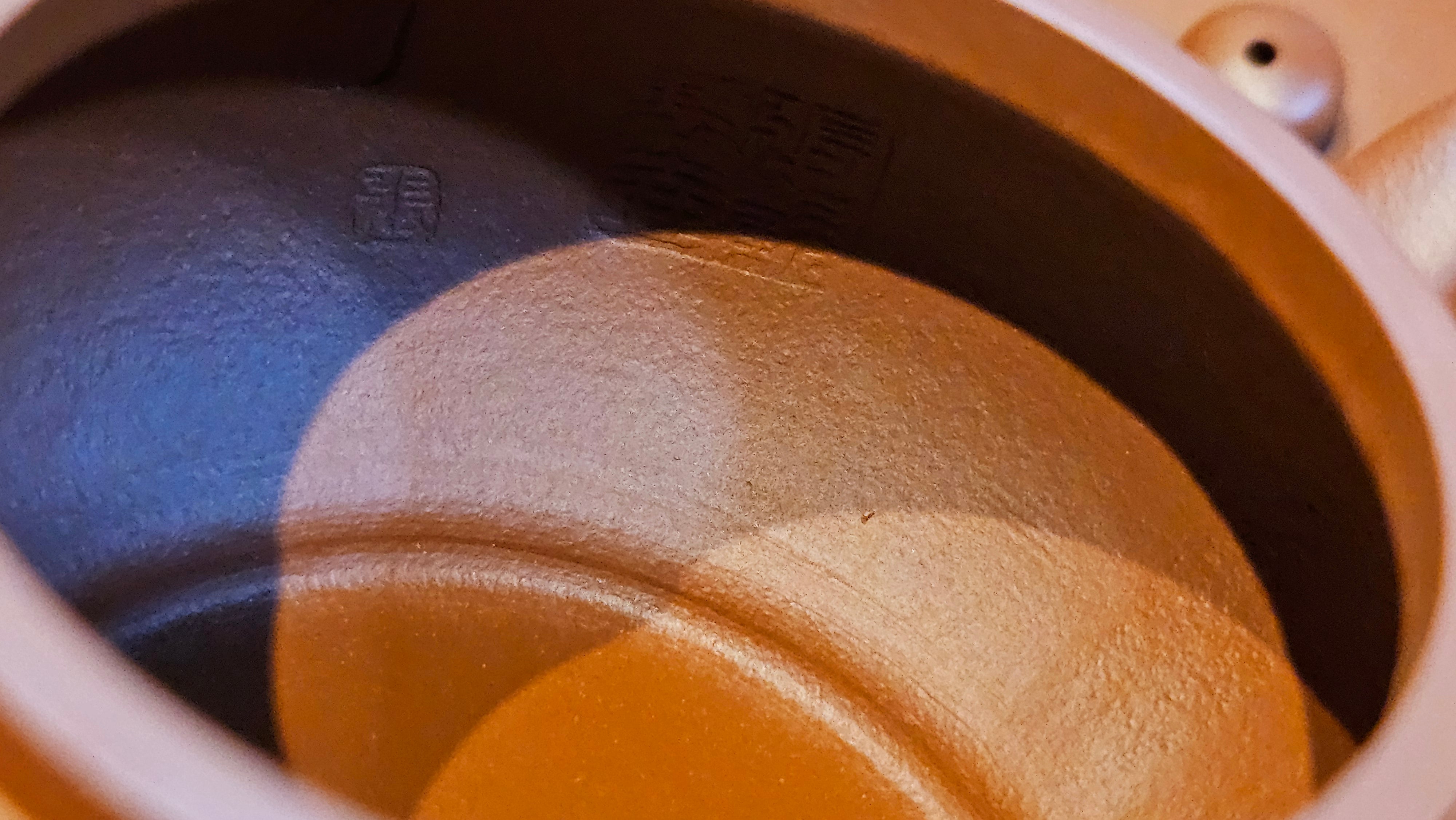 Qing Shi Gong Deng《清式宫灯》, 140.8ml, Xiao Hong Ni 小红泥, by our Craftsman Zhang Huan 张欢, Engraving by Craftsman Pe'eng Pe'eng 芃芃 ~ Congratulations to Mr J.G.! 2129hrs 10th August 2025, Sydney, Australia🇦🇺!