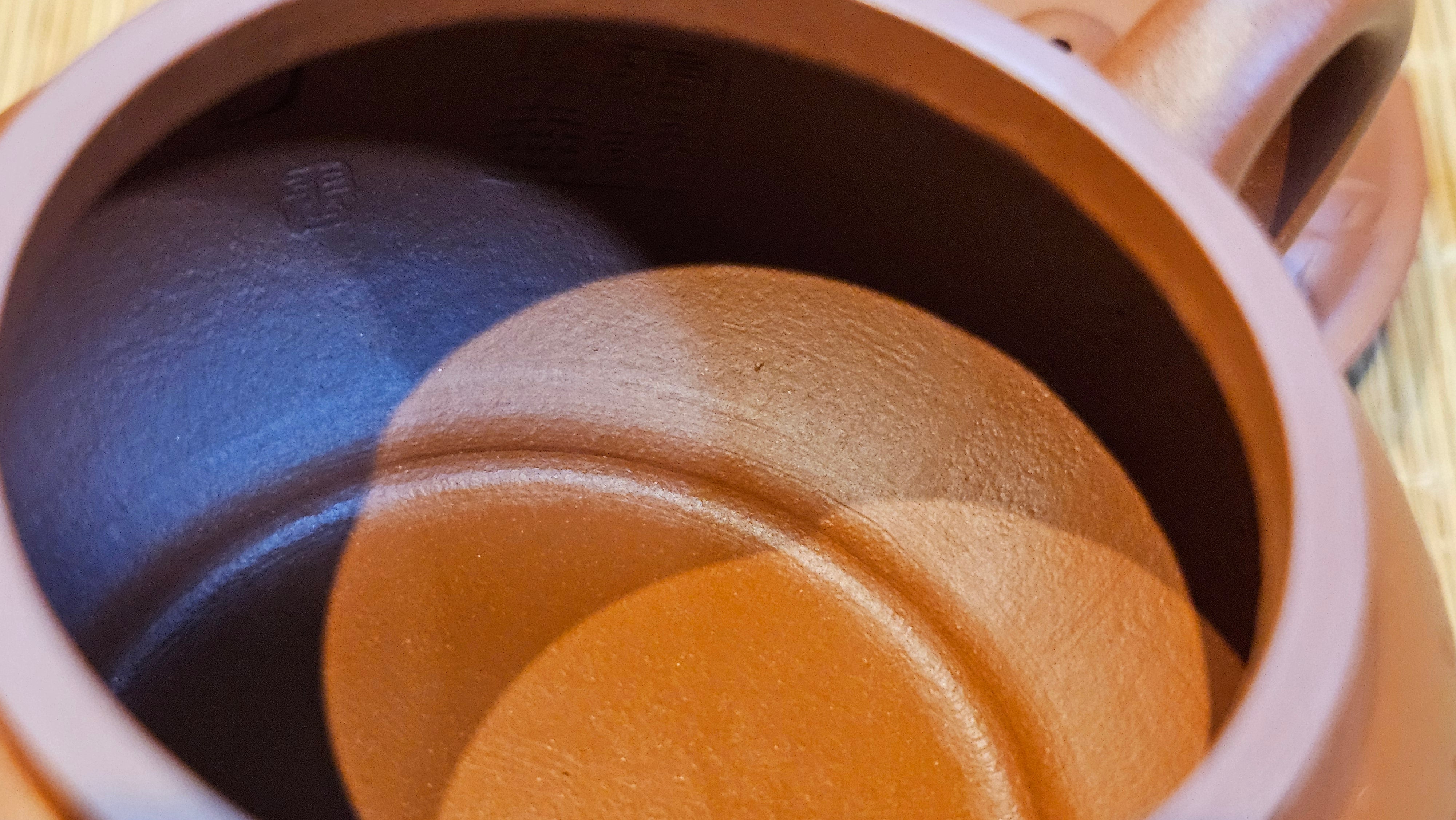 Qing Shi Gong Deng《清式宫灯》, 140.8ml, Xiao Hong Ni 小红泥, by our Craftsman Zhang Huan 张欢, Engraving by Craftsman Pe'eng Pe'eng 芃芃 ~ Congratulations to Mr J.G.! 2129hrs 10th August 2025, Sydney, Australia🇦🇺!