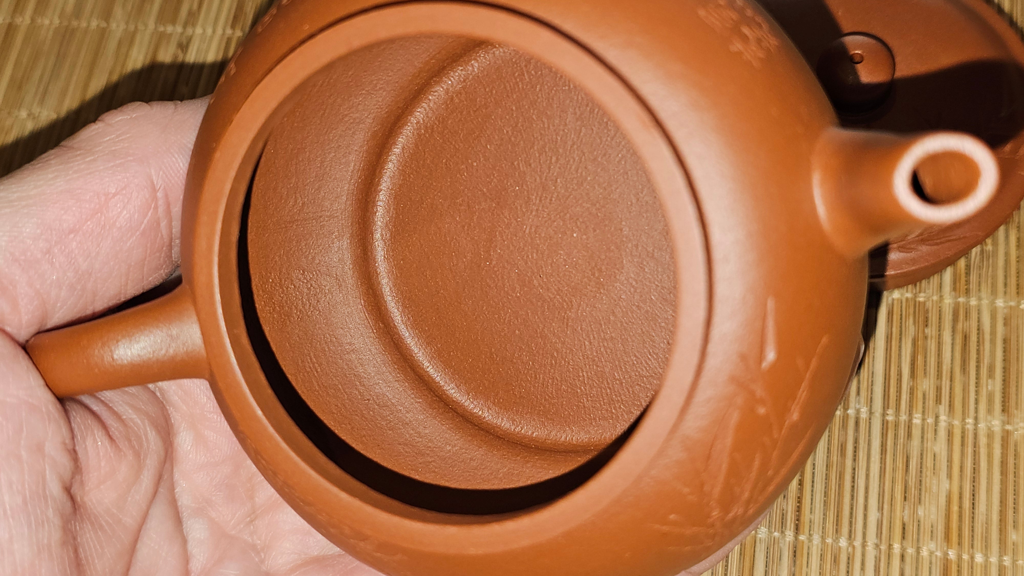 Qing Shi Gong Deng《清式宫灯》, 140.8ml, Xiao Hong Ni 小红泥, by our Craftsman Zhang Huan 张欢, Engraving by Craftsman Pe'eng Pe'eng 芃芃 ~ Congratulations to Mr J.G.! 2129hrs 10th August 2025, Sydney, Australia🇦🇺!