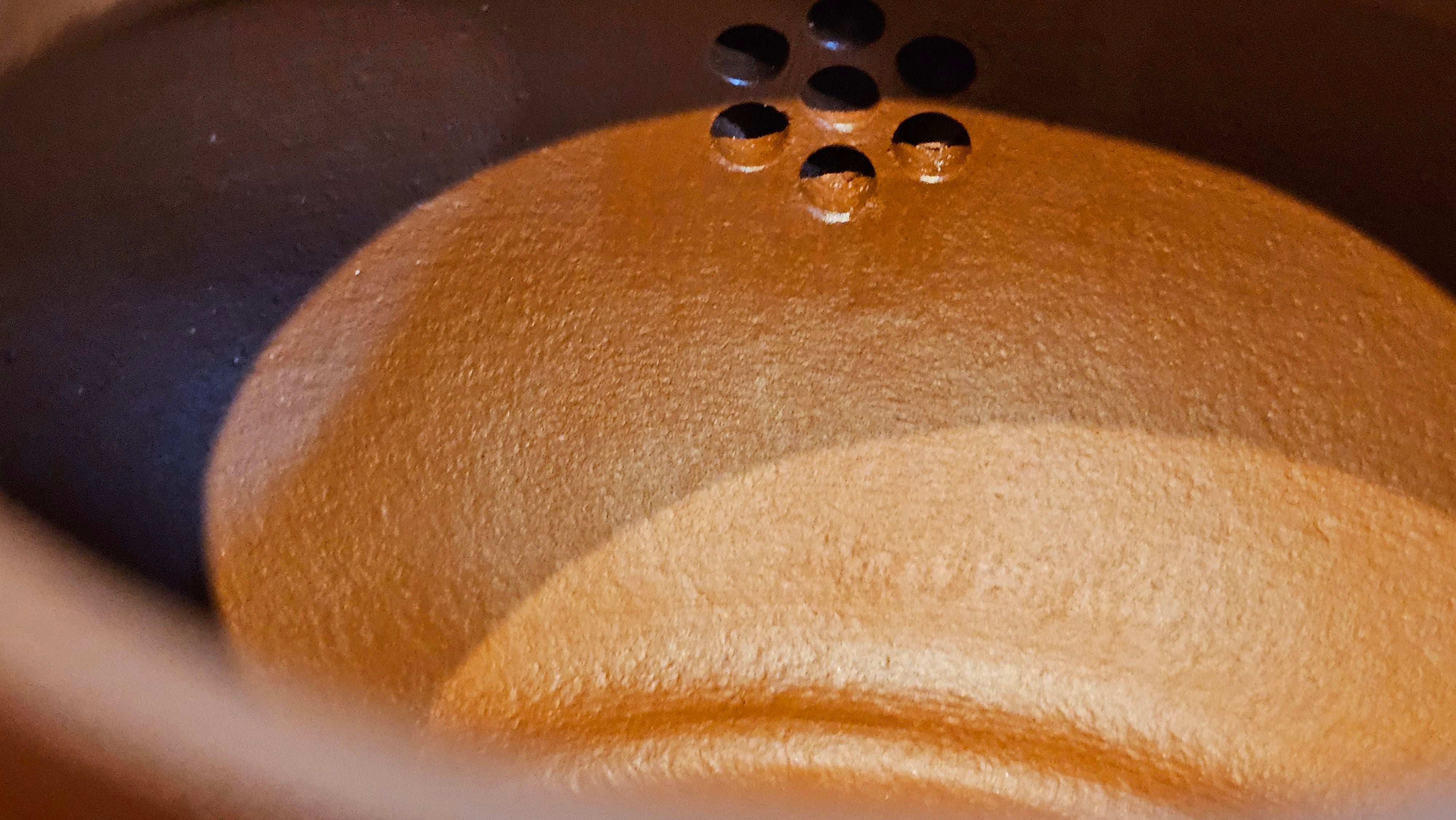 Qing Shi Gong Deng《清式宫灯》, 140.8ml, Xiao Hong Ni 小红泥, by our Craftsman Zhang Huan 张欢, Engraving by Craftsman Pe'eng Pe'eng 芃芃 ~ Congratulations to Mr J.G.! 2129hrs 10th August 2025, Sydney, Australia🇦🇺!