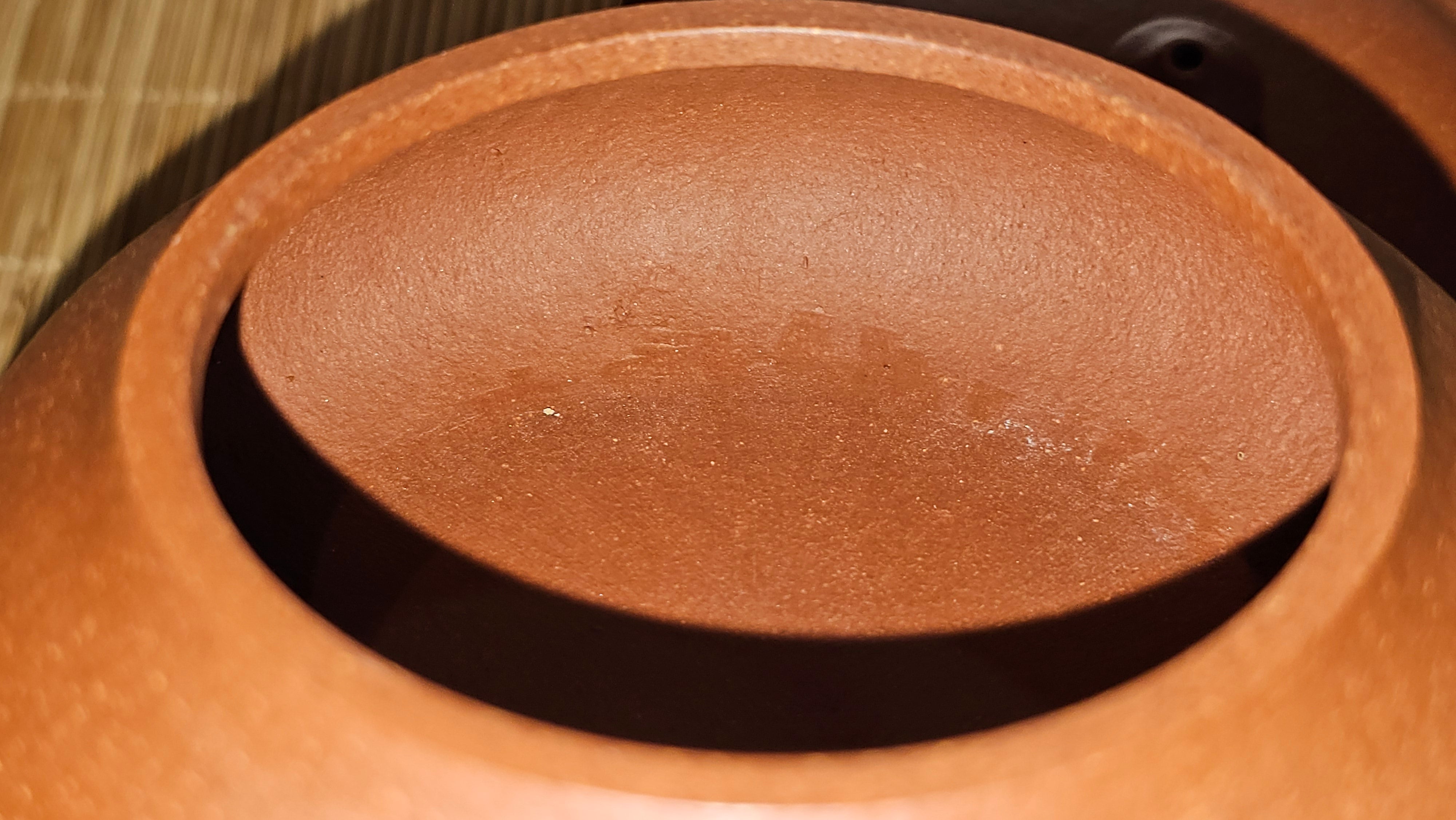 Ming Lu 明炉, 149.6ml, Hong Jiang Po Ni 红降坡泥, by our Collaborative Craftsman Chen Gui Zhi 陈桂枝。(Red JiangPoNi is rarer than Yellow JiangPoNi, XiaoMeiYao ZhuNi & ZhaoZhuang ZhuNi) ~ Congratulations to Prof J.! 2129hrs 5th August 2025, Bowie, MD.