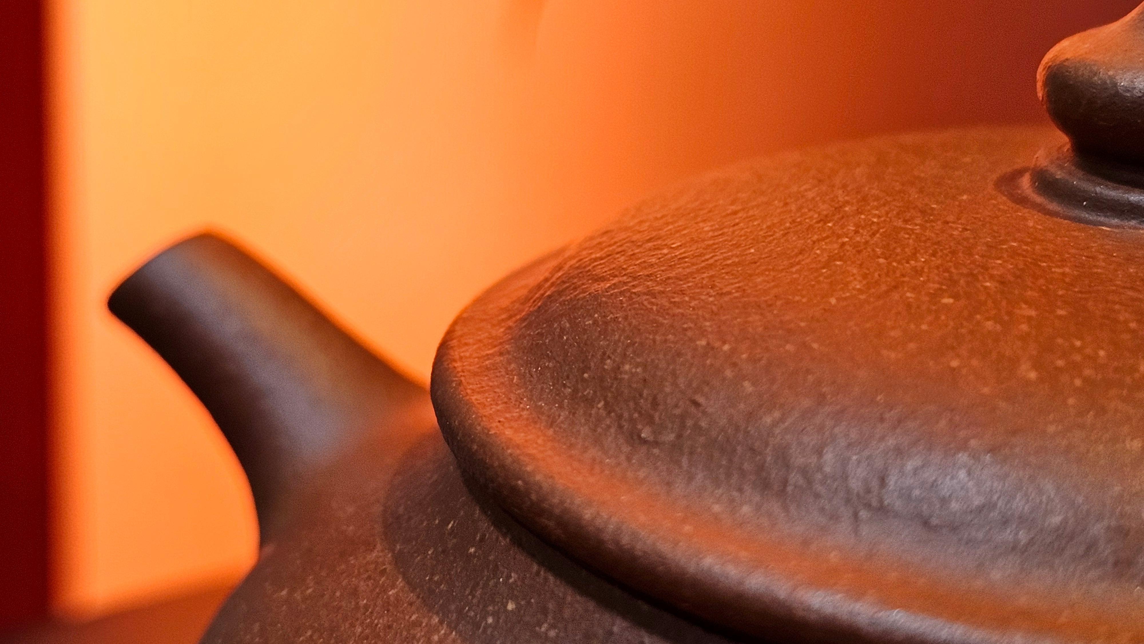 Ming Lu 明炉, 149.6ml, Hong Jiang Po Ni 红降坡泥, by our Collaborative Craftsman Chen Gui Zhi 陈桂枝。(Red JiangPoNi is rarer than Yellow JiangPoNi, XiaoMeiYao ZhuNi & ZhaoZhuang ZhuNi) ~ Congratulations to Prof J.! 2129hrs 5th August 2025, Bowie, MD.