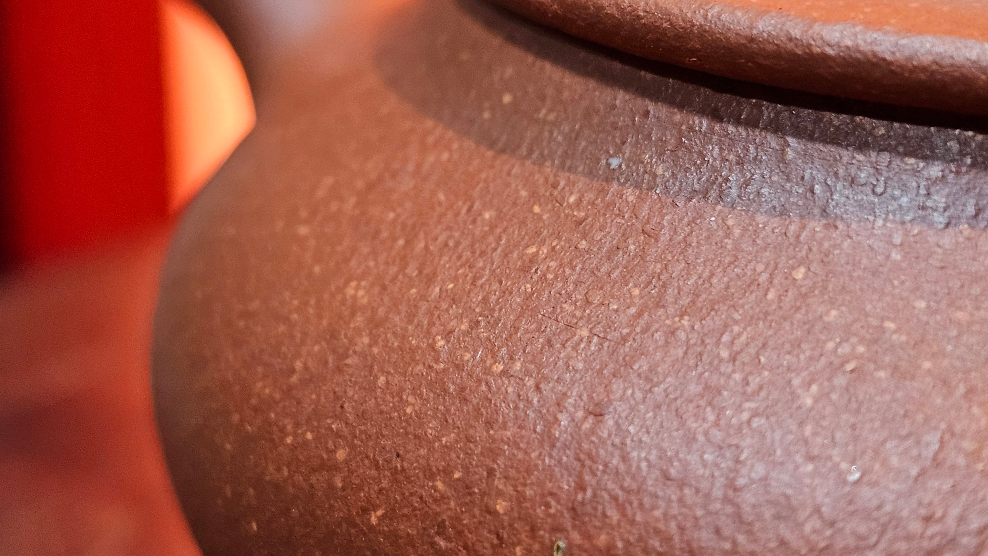 Ming Lu 明炉, 149.6ml, Hong Jiang Po Ni 红降坡泥, by our Collaborative Craftsman Chen Gui Zhi 陈桂枝。(Red JiangPoNi is rarer than Yellow JiangPoNi, XiaoMeiYao ZhuNi & ZhaoZhuang ZhuNi) ~ Congratulations to Prof J.! 2129hrs 5th August 2025, Bowie, MD.