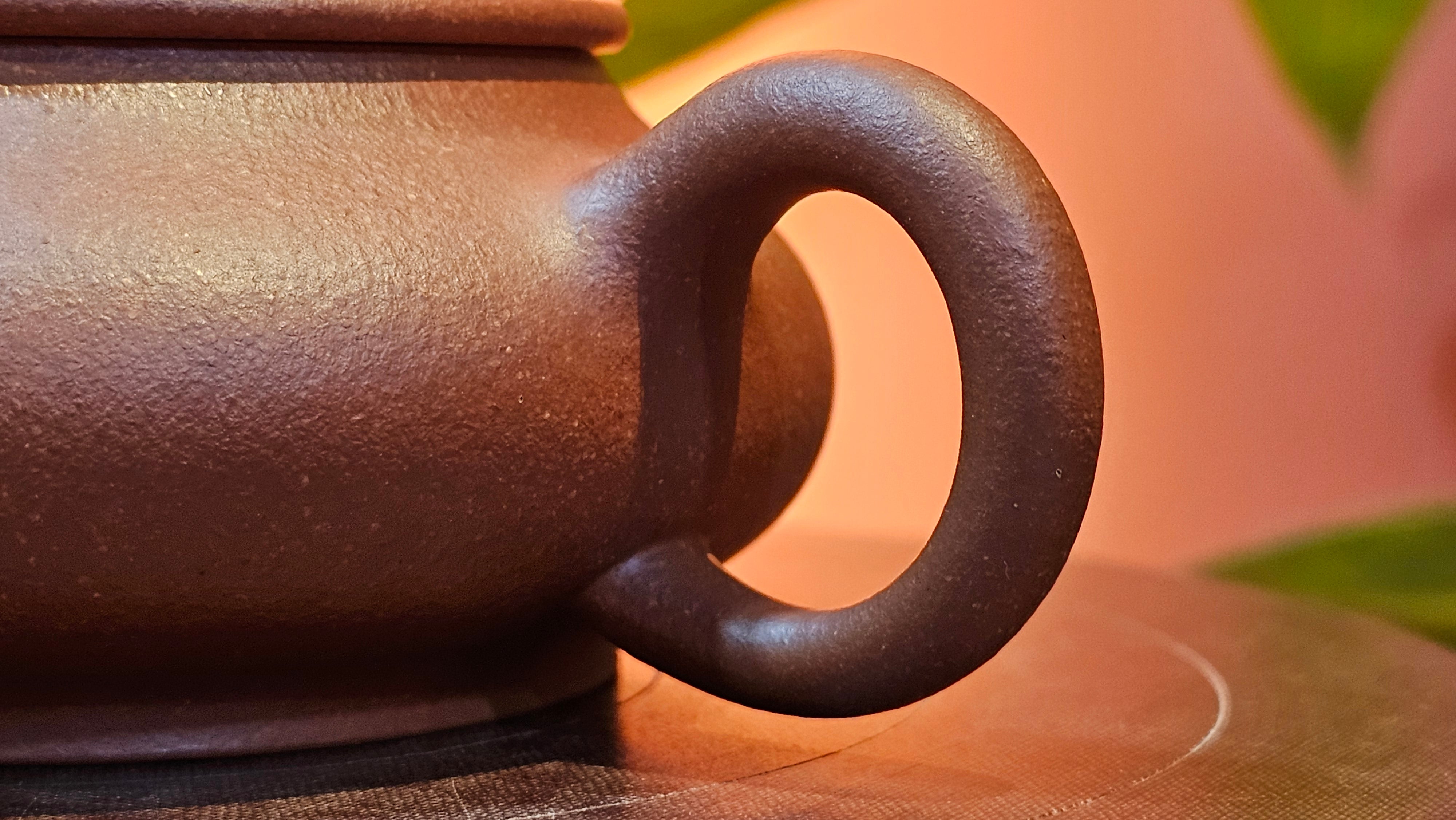 Ming Lu 明炉, 149.6ml, Hong Jiang Po Ni 红降坡泥, by our Collaborative Craftsman Chen Gui Zhi 陈桂枝。(Red JiangPoNi is rarer than Yellow JiangPoNi, XiaoMeiYao ZhuNi & ZhaoZhuang ZhuNi) ~ Congratulations to Prof J.! 2129hrs 5th August 2025, Bowie, MD.