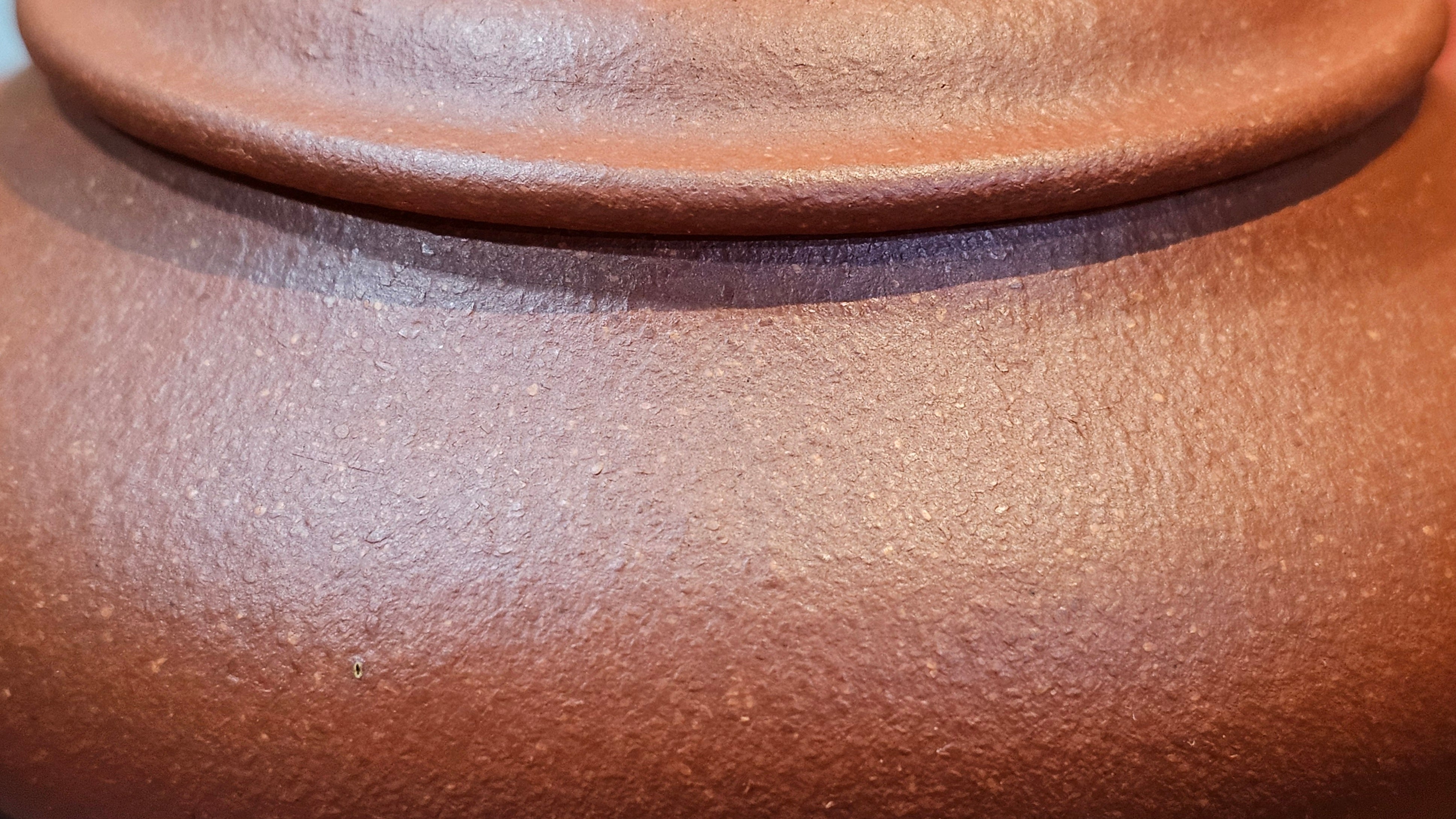 Ming Lu 明炉, 149.6ml, Hong Jiang Po Ni 红降坡泥, by our Collaborative Craftsman Chen Gui Zhi 陈桂枝。(Red JiangPoNi is rarer than Yellow JiangPoNi, XiaoMeiYao ZhuNi & ZhaoZhuang ZhuNi) ~ Congratulations to Prof J.! 2129hrs 5th August 2025, Bowie, MD.