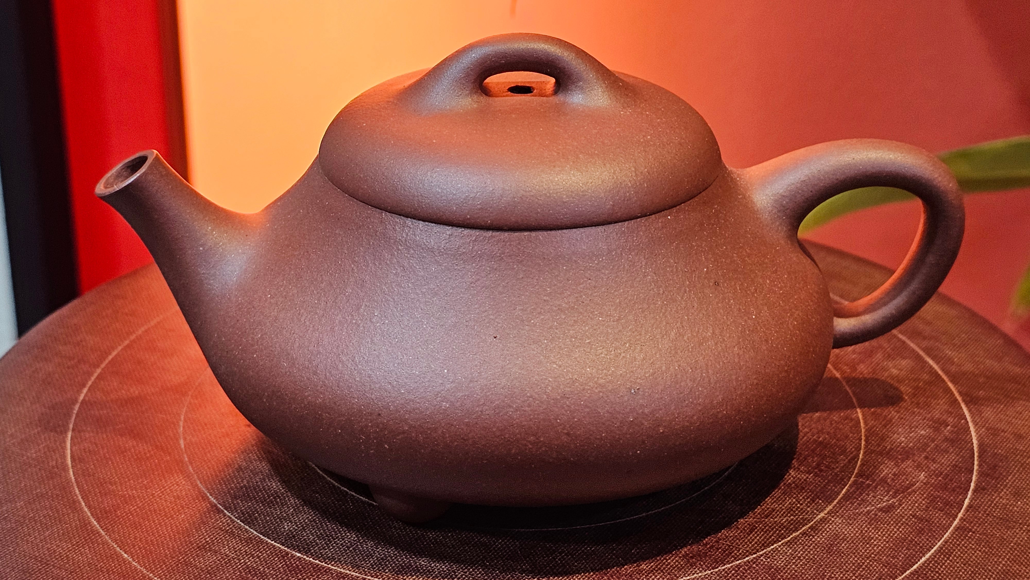 Jian Piao 见瓢, 186.6ml, Di Cao Qing Zi Ni 底槽青紫泥, by our Craftsman Li Qiu Lin 李秋林 ~!Congratulations to Mr A.A., 0617hrs!5th Oct 2025, Port Franks! Canada🇨🇦!