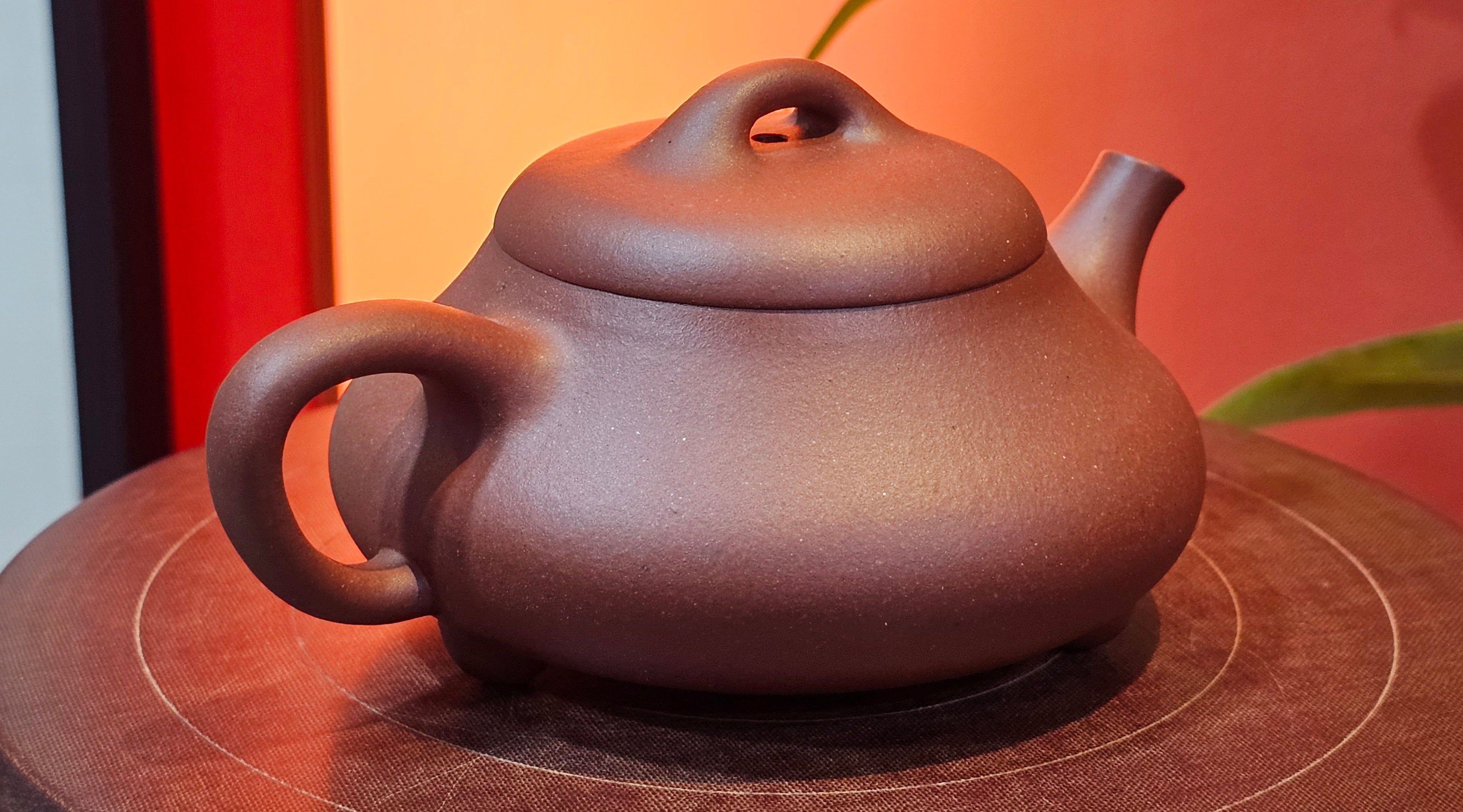 Jian Piao 见瓢, 186.6ml, Di Cao Qing Zi Ni 底槽青紫泥, by our Craftsman Li Qiu Lin 李秋林 ~!Congratulations to Mr A.A., 0617hrs!5th Oct 2025, Port Franks! Canada🇨🇦!