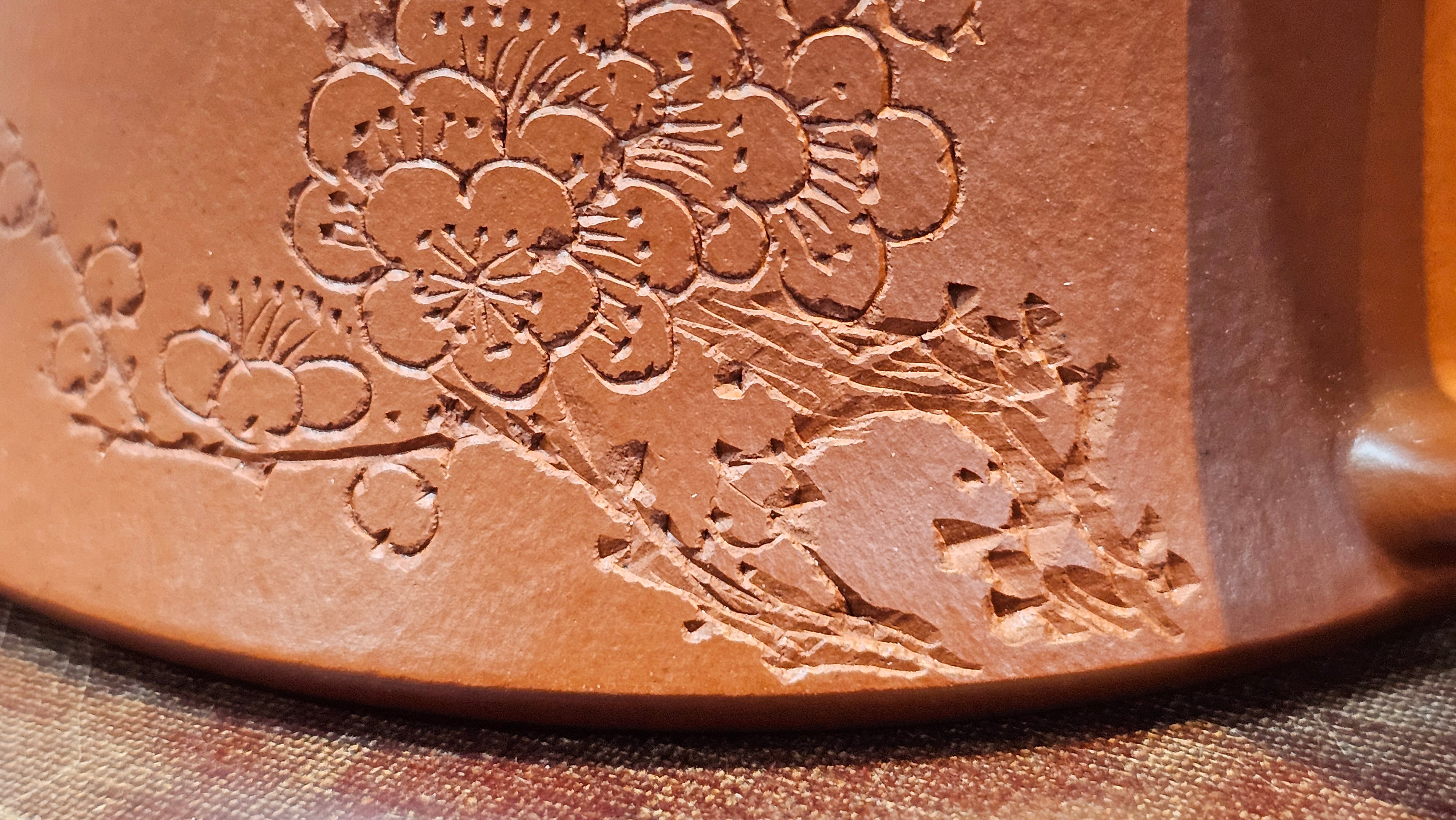 Yun Zhu 云柱 "Pillar of the Heavens", 140.6ml, Xiao Mei Yao Zhu Ni 小煤窑朱泥, by our Collaborative Craftsman Wang Hui 王慧 ~ "梅开五福" and Plum Blossoms Engraving by Craftsman Yi De Shu 一德书 ~ Congratulations to Mr M.S.! 1646hrs 6th August 2025, Southbury, CT!