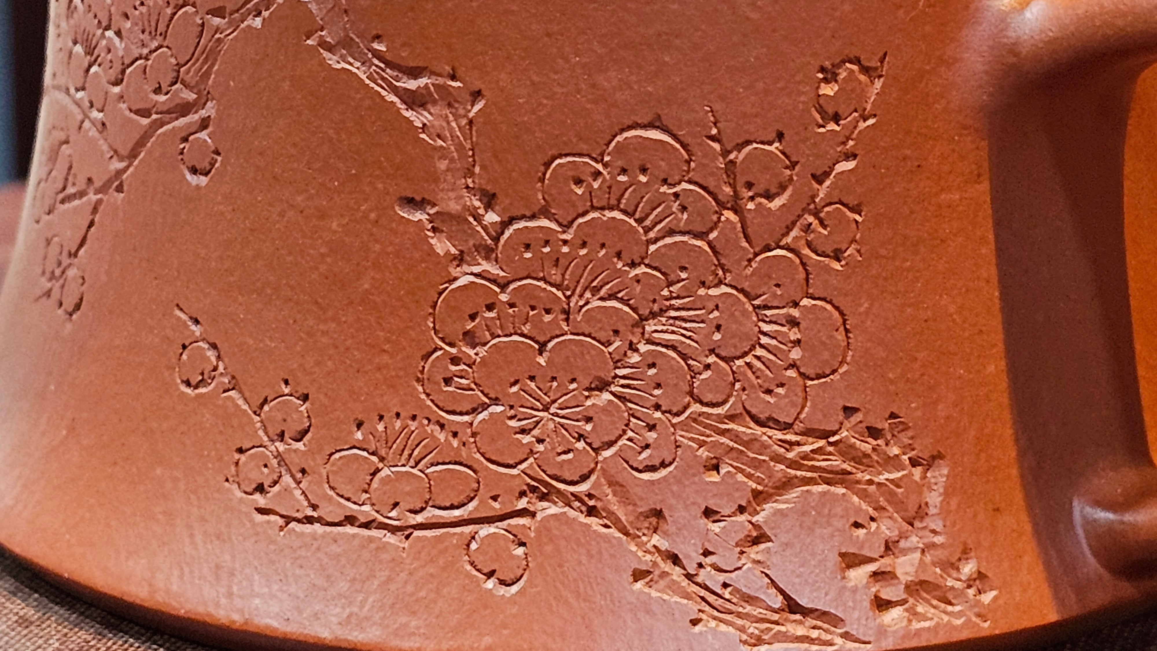 Yun Zhu 云柱 "Pillar of the Heavens", 140.6ml, Xiao Mei Yao Zhu Ni 小煤窑朱泥, by our Collaborative Craftsman Wang Hui 王慧 ~ "梅开五福" and Plum Blossoms Engraving by Craftsman Yi De Shu 一德书 ~ Congratulations to Mr M.S.! 1646hrs 6th August 2025, Southbury, CT!