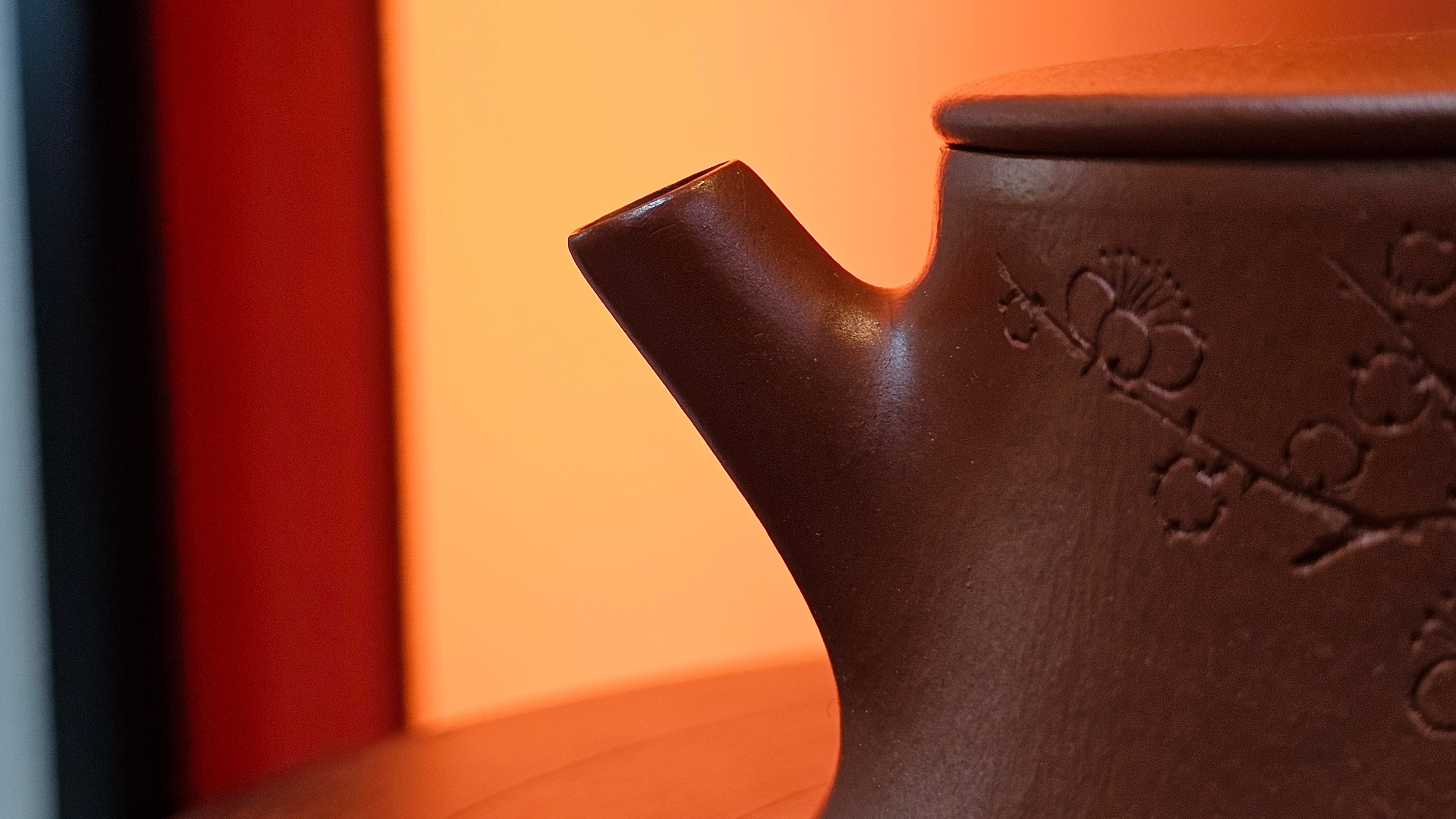 Yun Zhu 云柱 "Pillar of the Heavens", 140.6ml, Xiao Mei Yao Zhu Ni 小煤窑朱泥, by our Collaborative Craftsman Wang Hui 王慧 ~ "梅开五福" and Plum Blossoms Engraving by Craftsman Yi De Shu 一德书 ~ Congratulations to Mr M.S.! 1646hrs 6th August 2025, Southbury, CT!