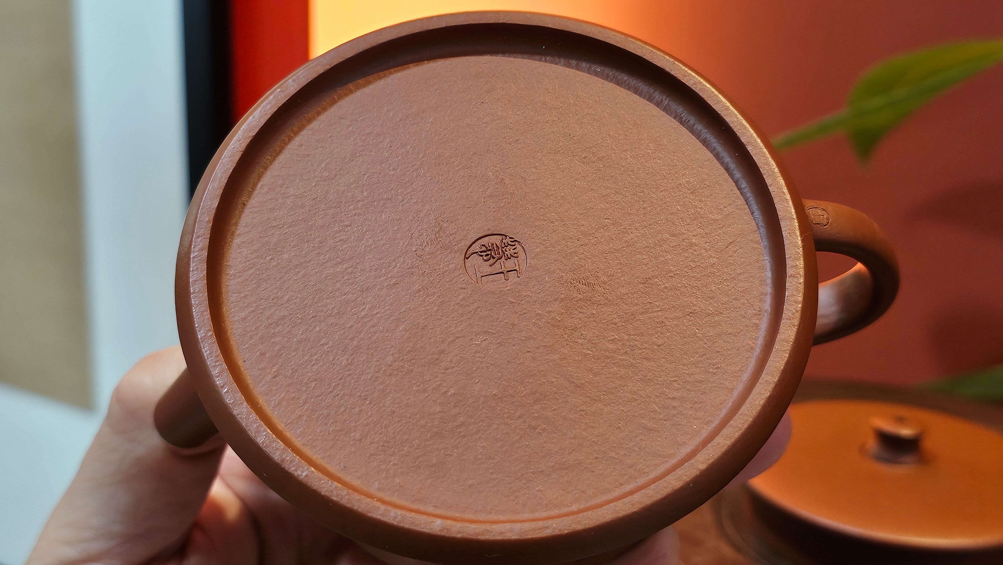 Yun Zhu 云柱 "Pillar of the Heavens", 140.6ml, Xiao Mei Yao Zhu Ni 小煤窑朱泥, by our Collaborative Craftsman Wang Hui 王慧 ~ "梅开五福" and Plum Blossoms Engraving by Craftsman Yi De Shu 一德书 ~ Congratulations to Mr M.S.! 1646hrs 6th August 2025, Southbury, CT!