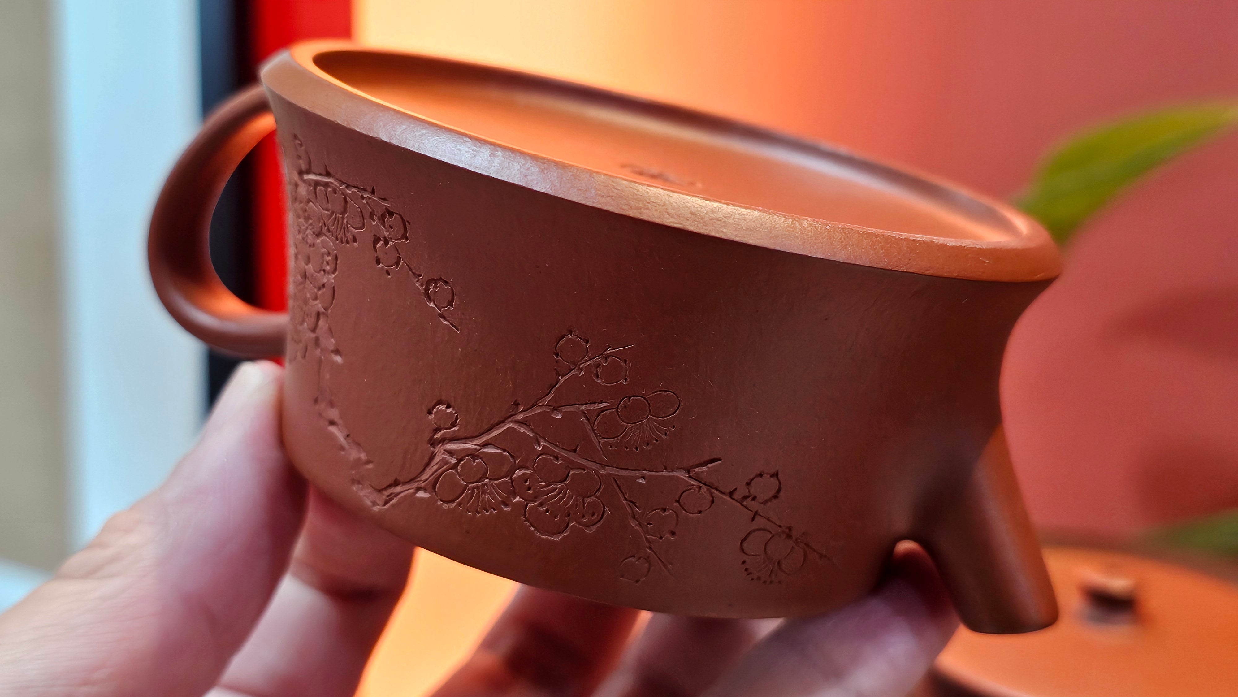 Yun Zhu 云柱 "Pillar of the Heavens", 140.6ml, Xiao Mei Yao Zhu Ni 小煤窑朱泥, by our Collaborative Craftsman Wang Hui 王慧 ~ "梅开五福" and Plum Blossoms Engraving by Craftsman Yi De Shu 一德书 ~ Congratulations to Mr M.S.! 1646hrs 6th August 2025, Southbury, CT!