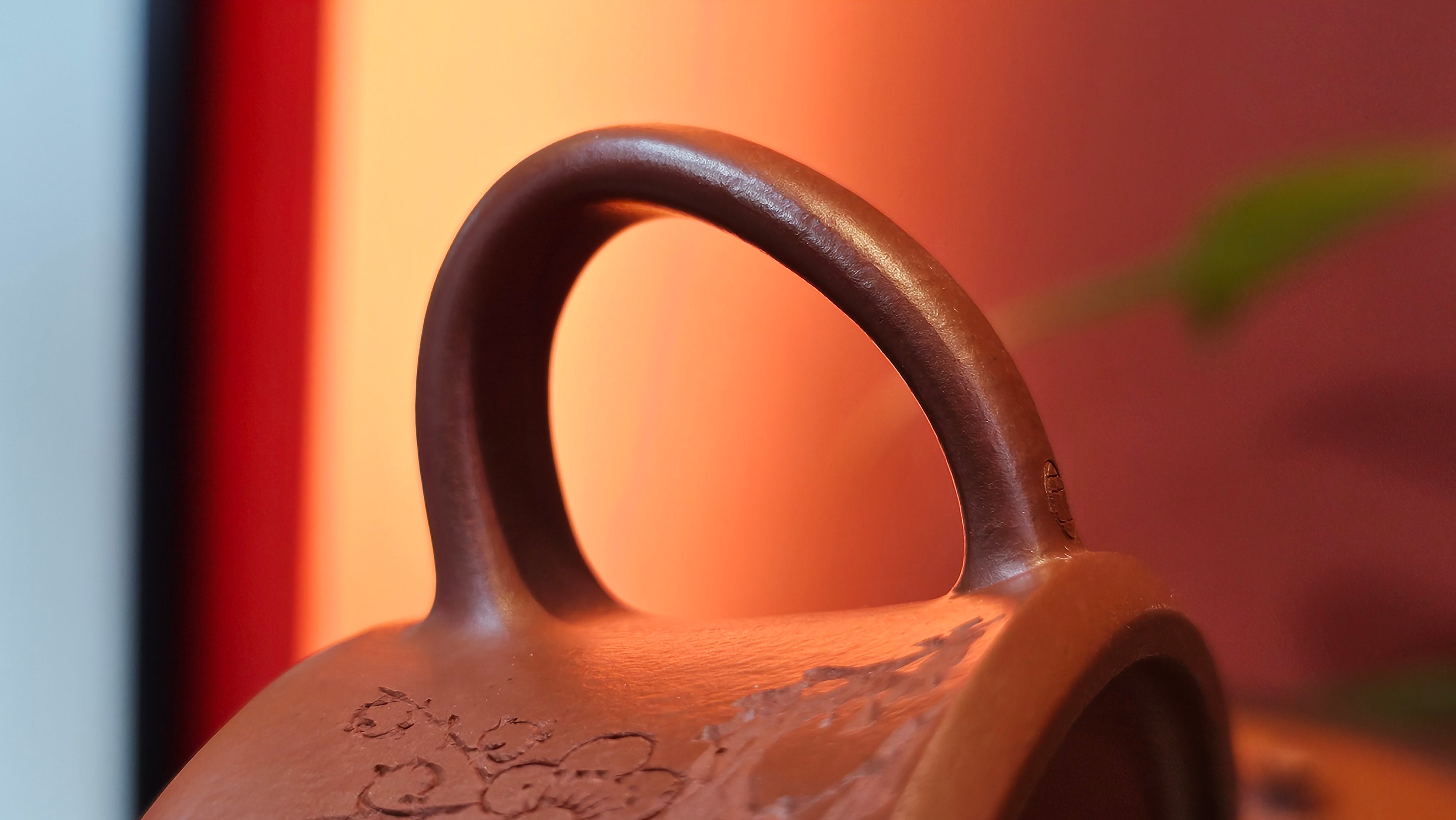 Yun Zhu 云柱 "Pillar of the Heavens", 140.6ml, Xiao Mei Yao Zhu Ni 小煤窑朱泥, by our Collaborative Craftsman Wang Hui 王慧 ~ "梅开五福" and Plum Blossoms Engraving by Craftsman Yi De Shu 一德书 ~ Congratulations to Mr M.S.! 1646hrs 6th August 2025, Southbury, CT!