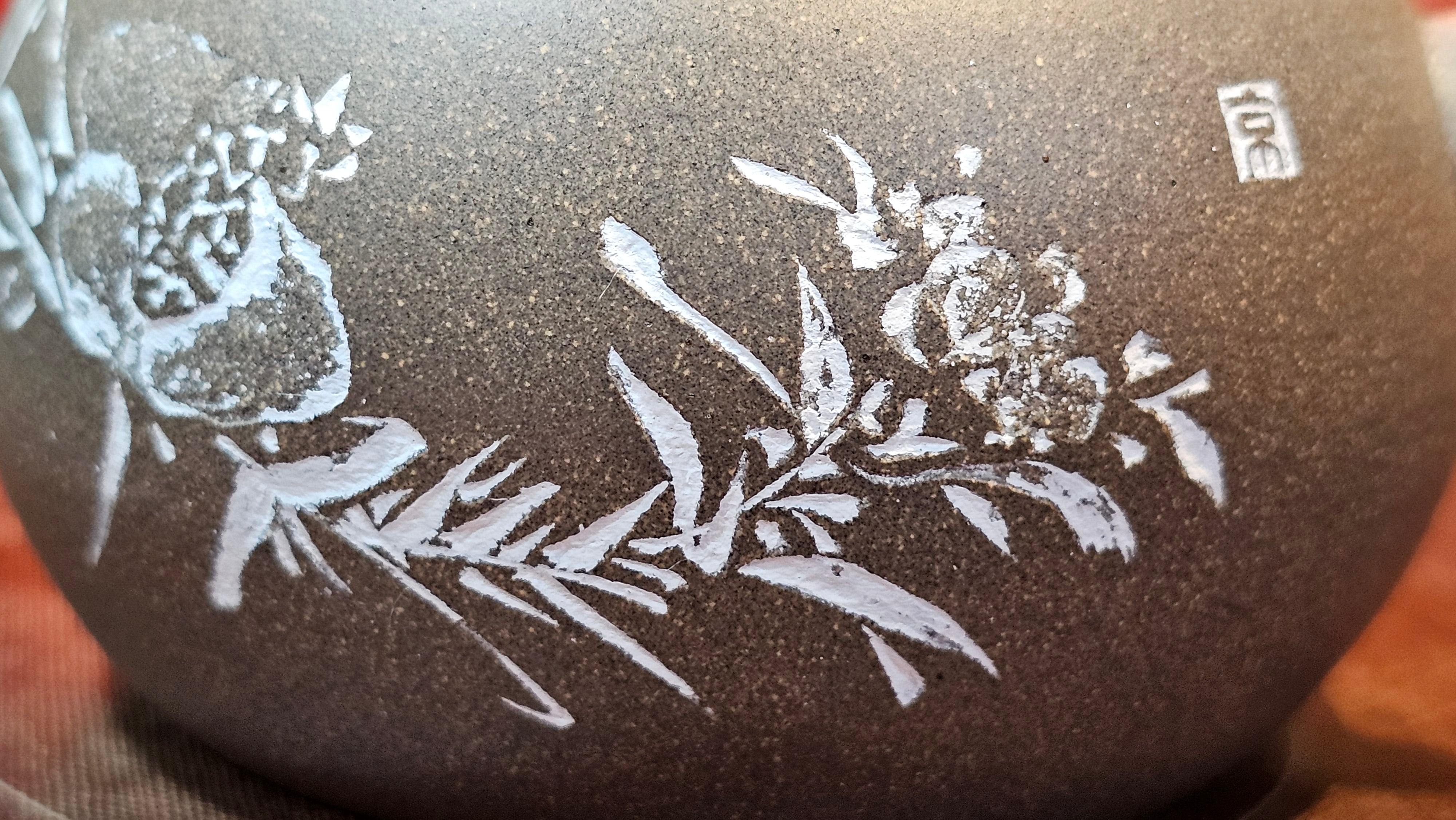 Wu Nian Hu《无念壶》, 162.8ml, Qing Hui Duan 青灰段泥, by our Craftsman Zhang Huan 张欢, Engraving by Craftsman Nan Shan Lao Ren 南山老人 ~ Congratulations!to Ms M.L., 0853hrs 6th August 2025, Phoenix, AZ!