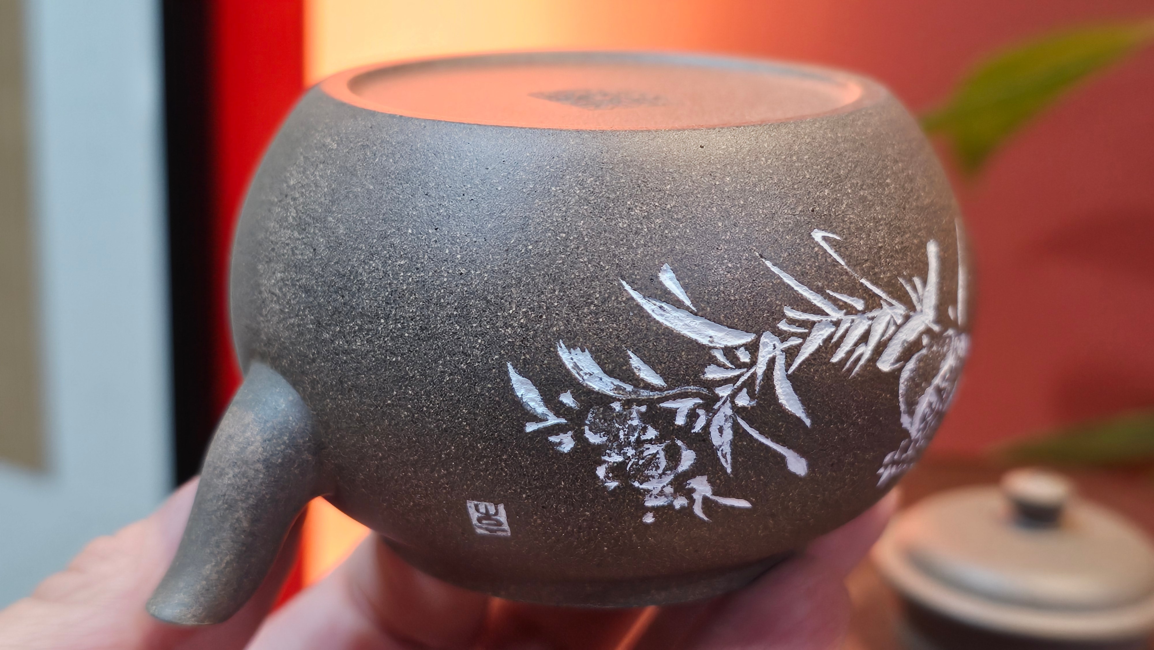 Wu Nian Hu《无念壶》, 162.8ml, Qing Hui Duan 青灰段泥, by our Craftsman Zhang Huan 张欢, Engraving by Craftsman Nan Shan Lao Ren 南山老人 ~ Congratulations!to Ms M.L., 0853hrs 6th August 2025, Phoenix, AZ!