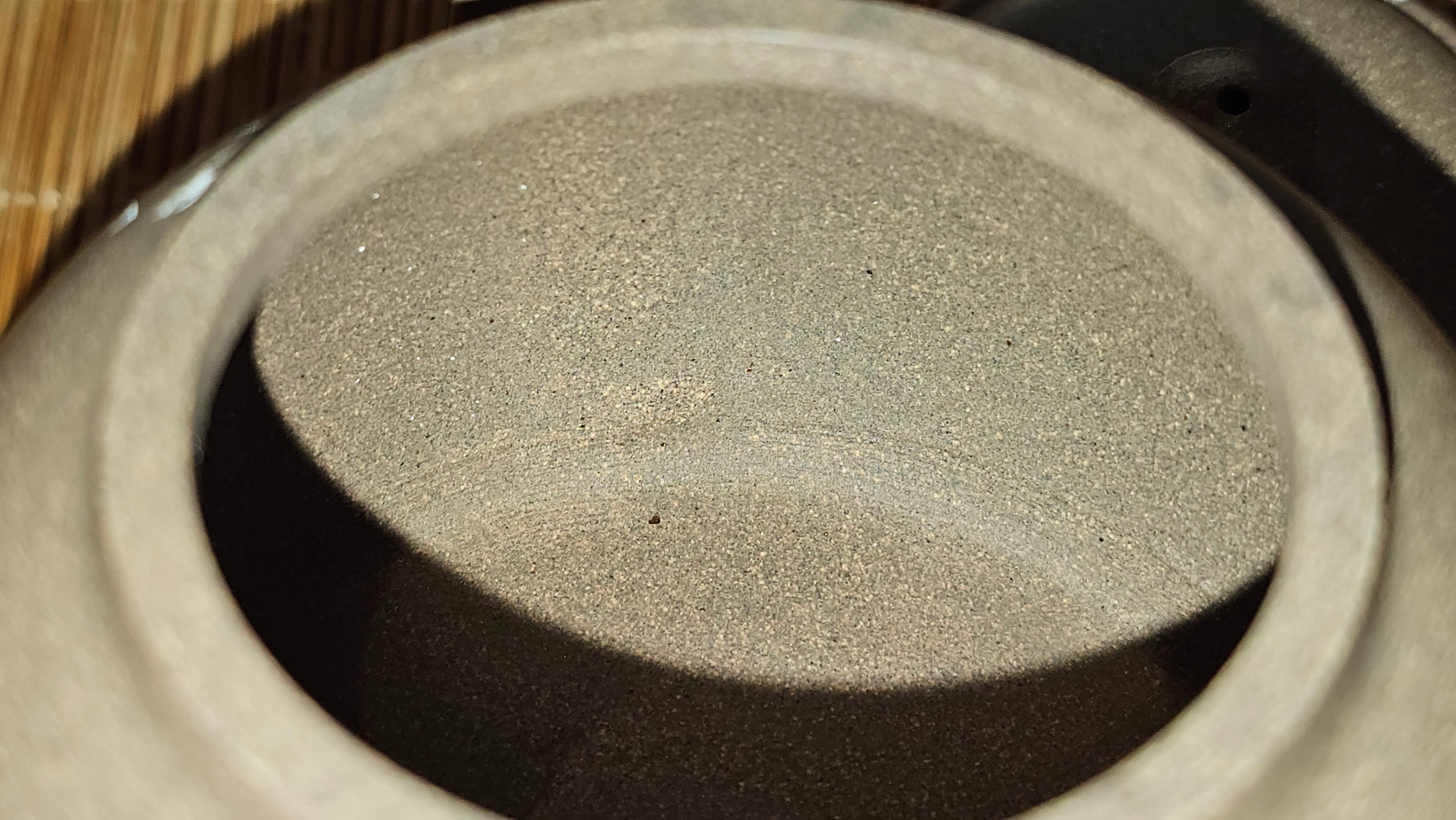 Wu Nian Hu《无念壶》, 162.8ml, Qing Hui Duan 青灰段泥, by our Craftsman Zhang Huan 张欢, Engraving by Craftsman Nan Shan Lao Ren 南山老人 ~ Congratulations!to Ms M.L., 0853hrs 6th August 2025, Phoenix, AZ!