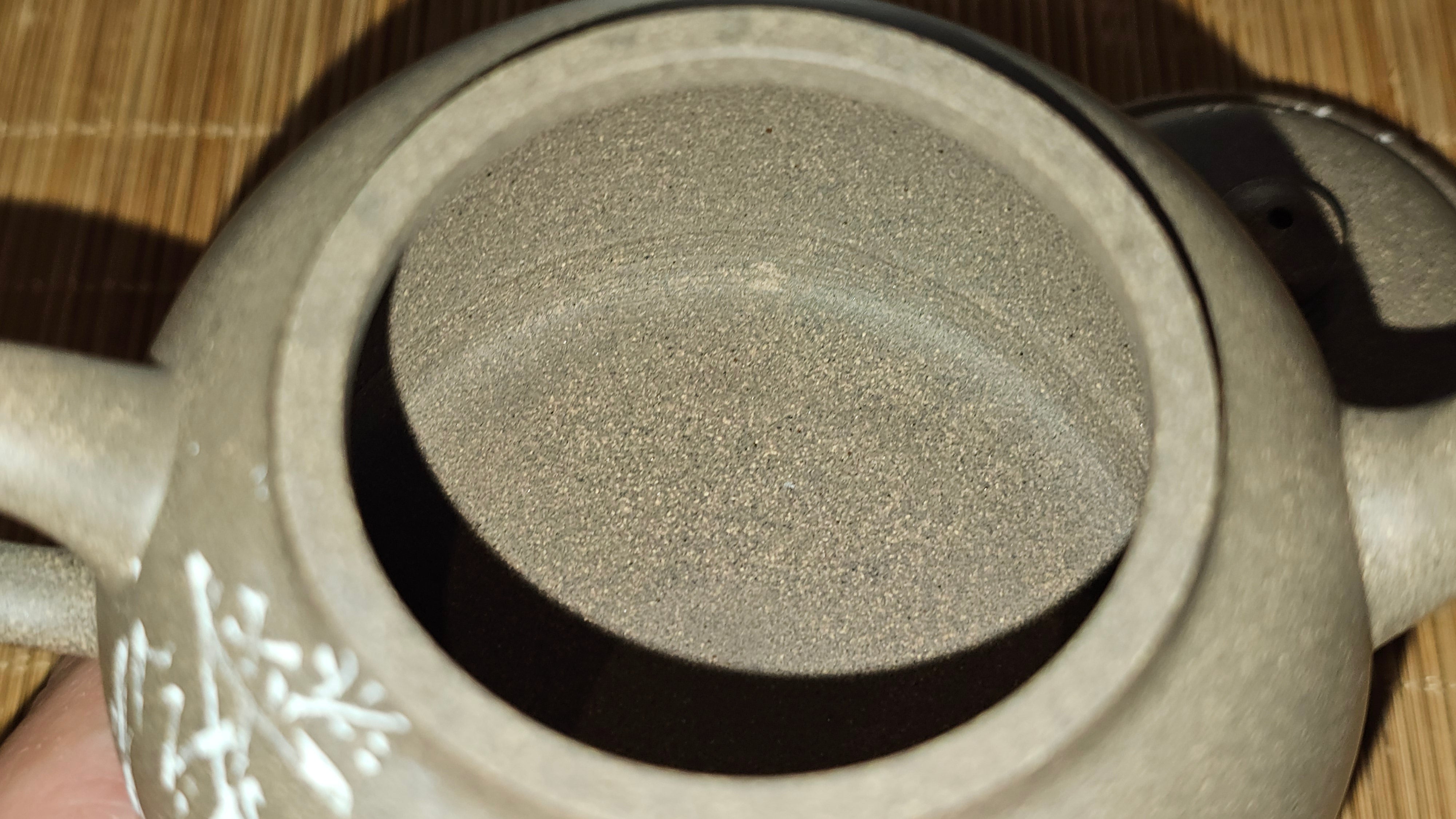 Wu Nian Hu《无念壶》, 162.8ml, Qing Hui Duan 青灰段泥, by our Craftsman Zhang Huan 张欢, Engraving by Craftsman Nan Shan Lao Ren 南山老人 ~ Congratulations!to Ms M.L., 0853hrs 6th August 2025, Phoenix, AZ!