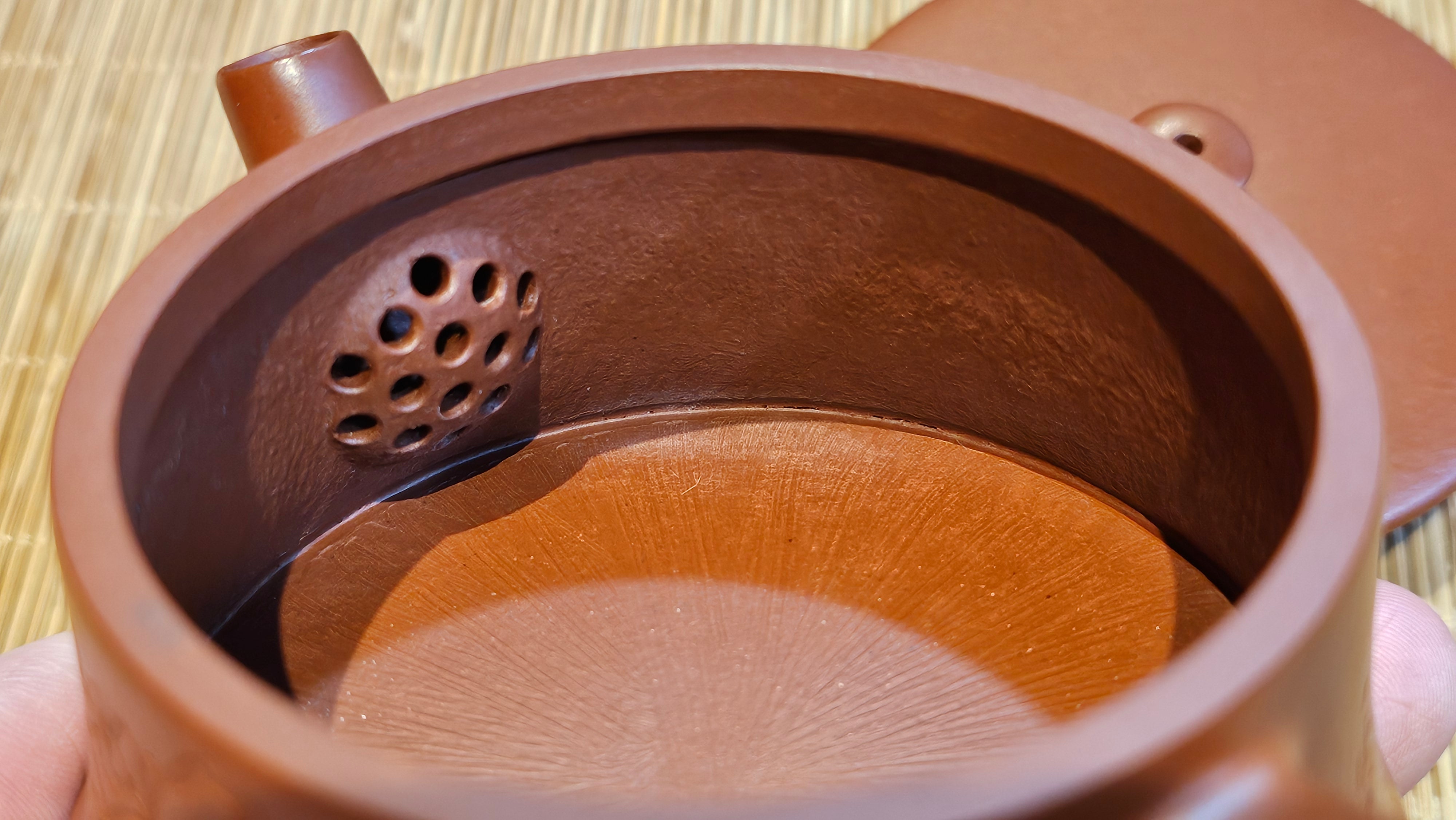 Yun Zhu 云柱 "Pillar of the Heavens", 140.6ml, Xiao Mei Yao Zhu Ni 小煤窑朱泥, by our Collaborative Craftsman Wang Hui 王慧 ~ "梅开五福" and Plum Blossoms Engraving by Craftsman Yi De Shu 一德书 ~ Congratulations to Mr M.S.! 1646hrs 6th August 2025, Southbury, CT!