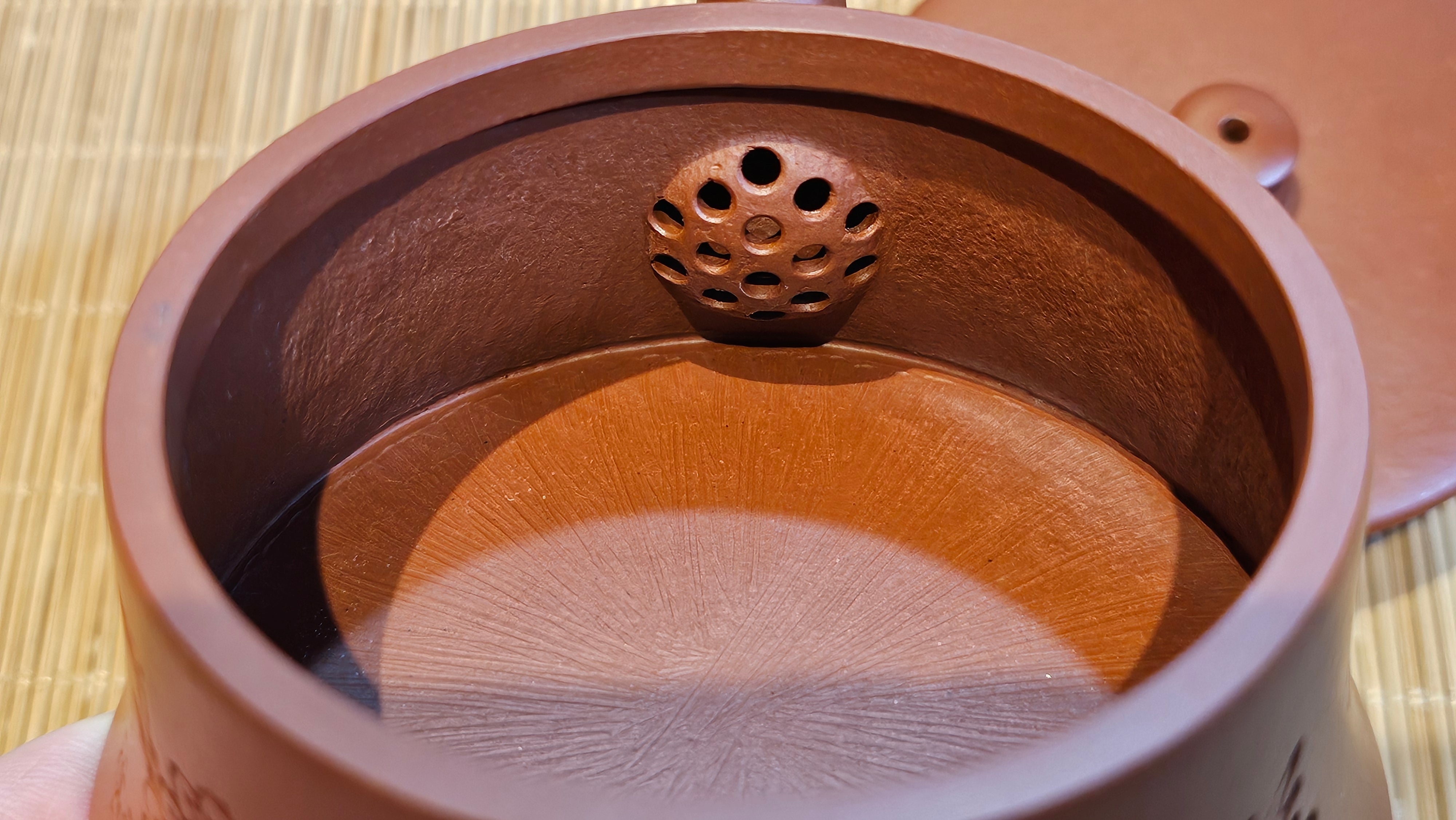 Yun Zhu 云柱 "Pillar of the Heavens", 140.6ml, Xiao Mei Yao Zhu Ni 小煤窑朱泥, by our Collaborative Craftsman Wang Hui 王慧 ~ "梅开五福" and Plum Blossoms Engraving by Craftsman Yi De Shu 一德书 ~ Congratulations to Mr M.S.! 1646hrs 6th August 2025, Southbury, CT!