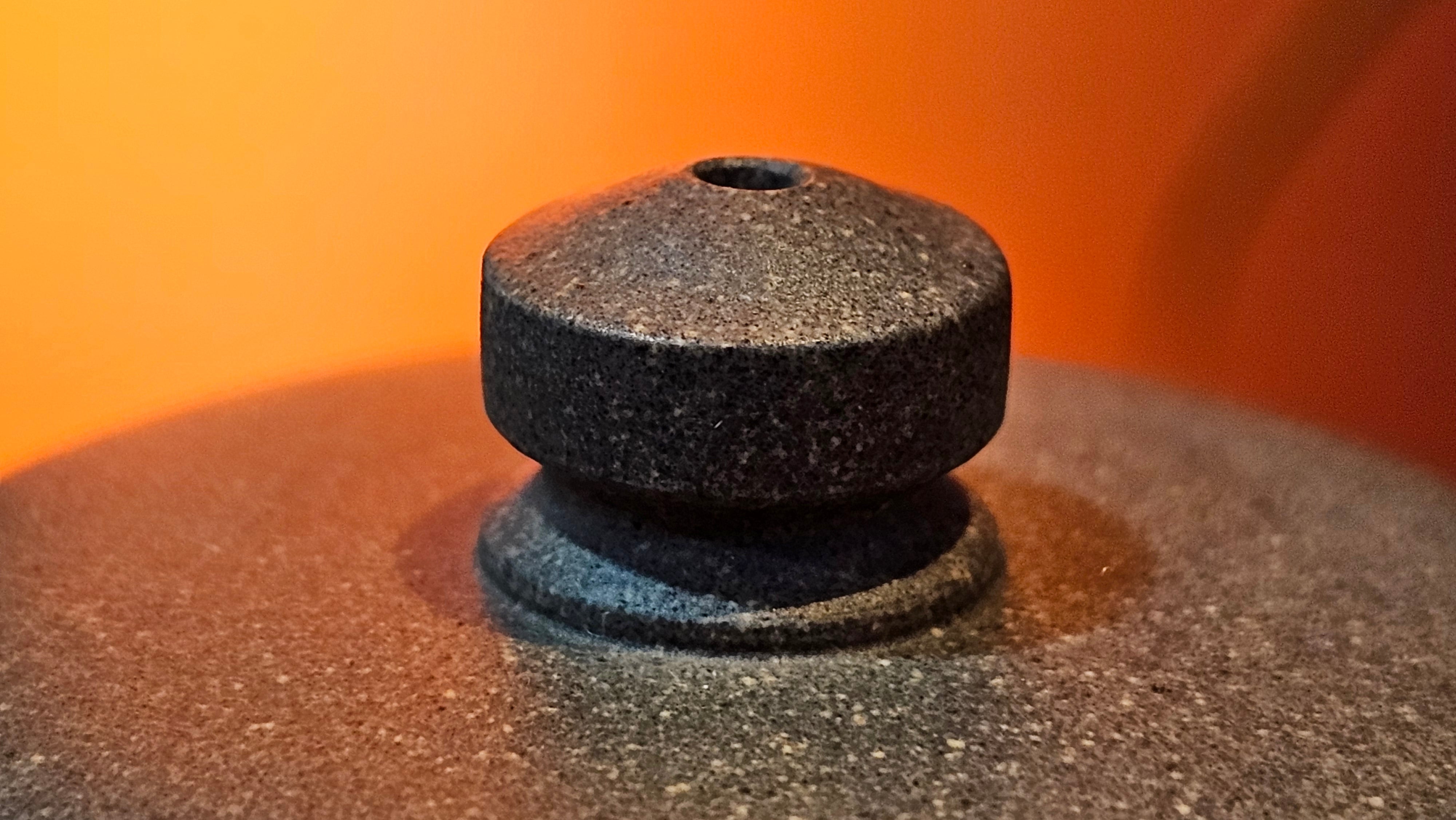 Wu Nian Hu《无念壶》, 161.6ml, Qing Hui Duan 青灰段泥, by our Craftsman Zhang Huan 张欢, Engraving by Craftsman Nan Shan Lao Ren 南山老人 ~ !Congratulations to Mr J.G.! 1041hrs 8th August 2025, Sydney, Australia🇦🇺.