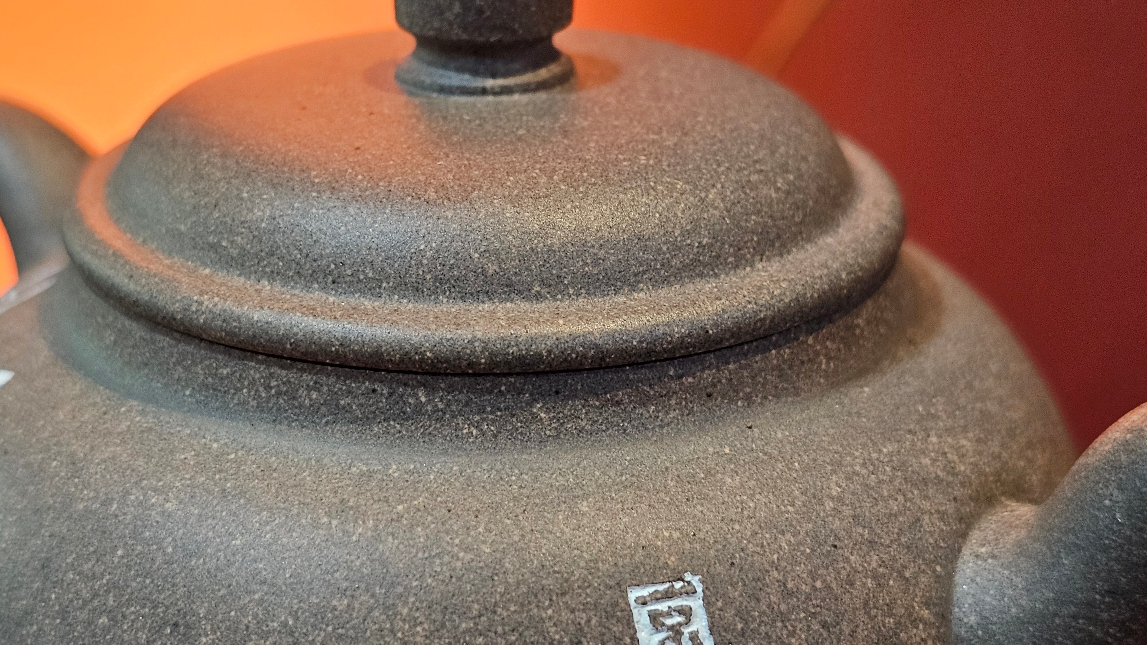 Wu Nian Hu《无念壶》, 161.6ml, Qing Hui Duan 青灰段泥, by our Craftsman Zhang Huan 张欢, Engraving by Craftsman Nan Shan Lao Ren 南山老人 ~ !Congratulations to Mr J.G.! 1041hrs 8th August 2025, Sydney, Australia🇦🇺.