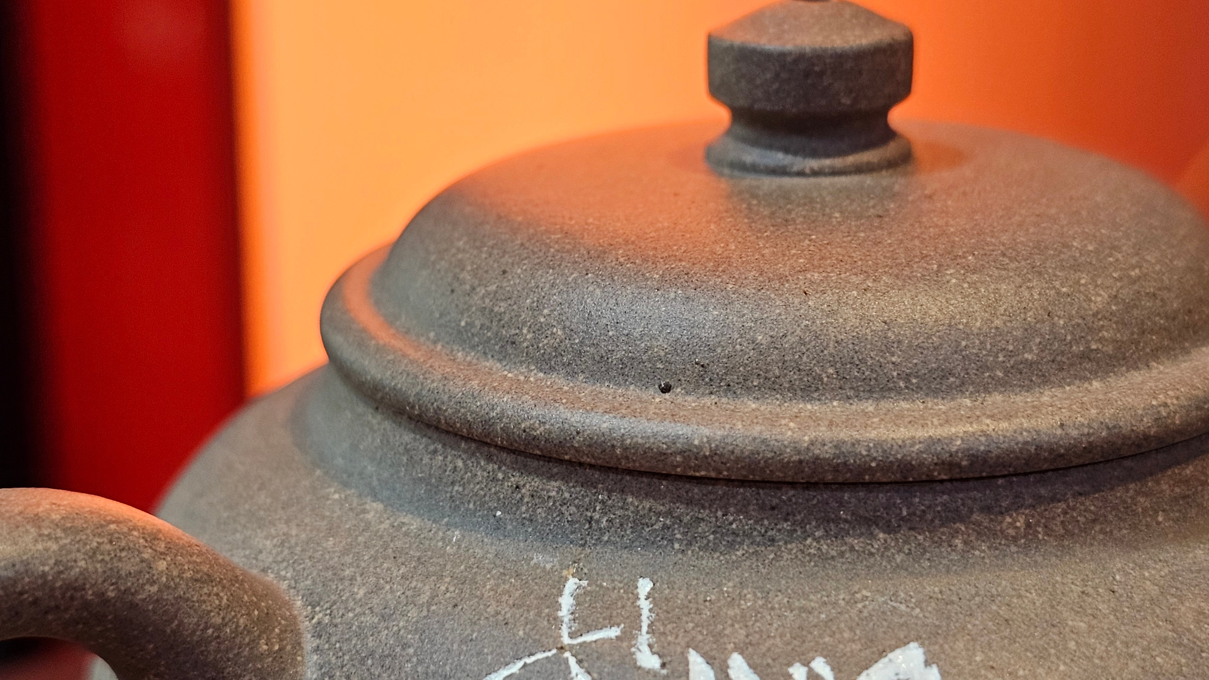 Wu Nian Hu《无念壶》, 161.6ml, Qing Hui Duan 青灰段泥, by our Craftsman Zhang Huan 张欢, Engraving by Craftsman Nan Shan Lao Ren 南山老人 ~ !Congratulations to Mr J.G.! 1041hrs 8th August 2025, Sydney, Australia🇦🇺.