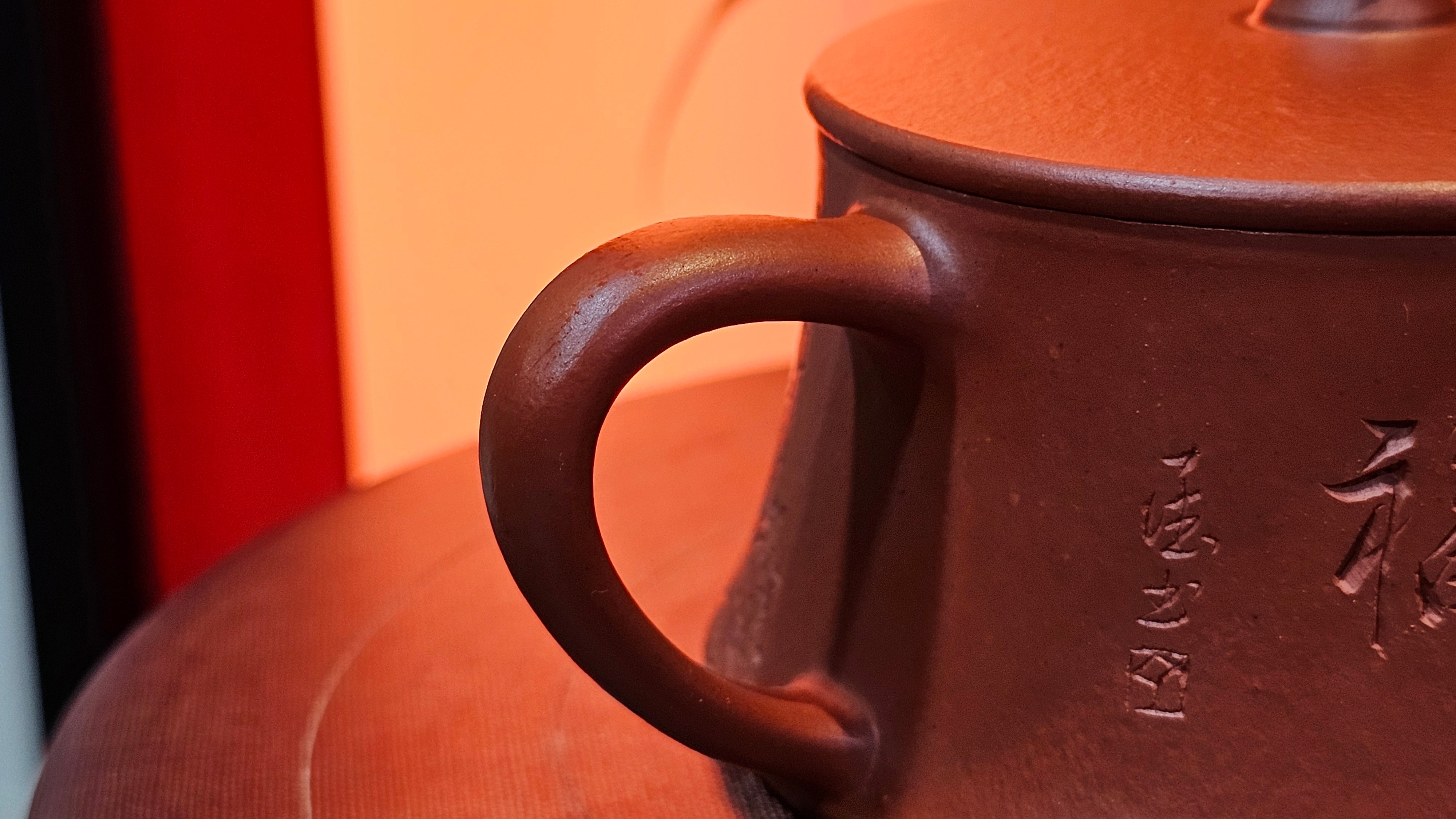 Yun Zhu 云柱 "Pillar of the Heavens", 138.1ml, Xiao Mei Yao Zhu Ni, by our Collaborative Craftsman Wang Hui 王慧 ~ "梅开五福" and Plum Blossoms Engraving by Craftsman Yi De Shu 一德书 ~ Congratulations to!Tea Sommr A.M., 1238hrs 16th August 2025, Padua, Italy🇮🇹!