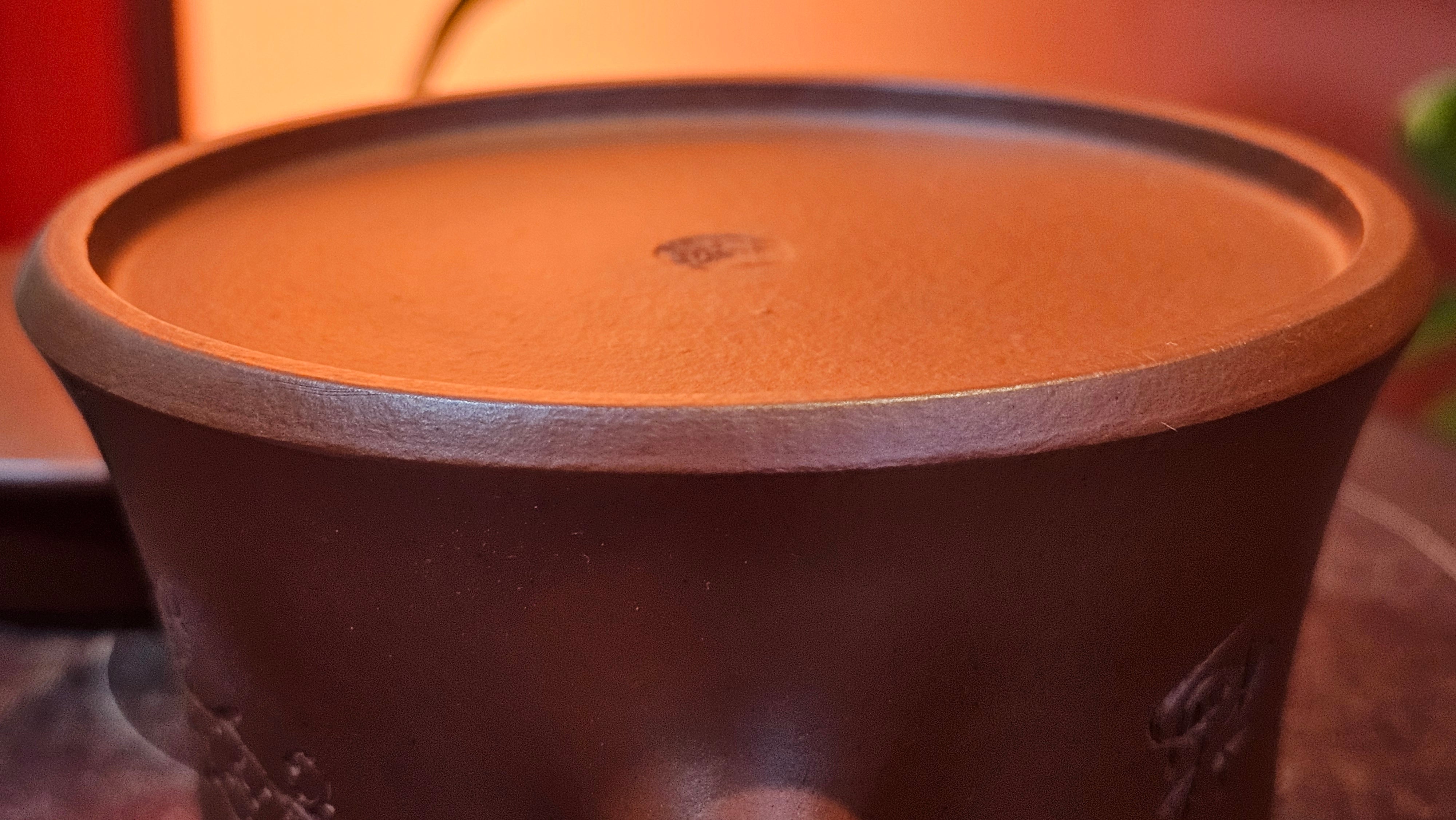 Yun Zhu 云柱 "Pillar of the Heavens", 138.1ml, Xiao Mei Yao Zhu Ni, by our Collaborative Craftsman Wang Hui 王慧 ~ "梅开五福" and Plum Blossoms Engraving by Craftsman Yi De Shu 一德书 ~ Congratulations to!Tea Sommr A.M., 1238hrs 16th August 2025, Padua, Italy🇮🇹!