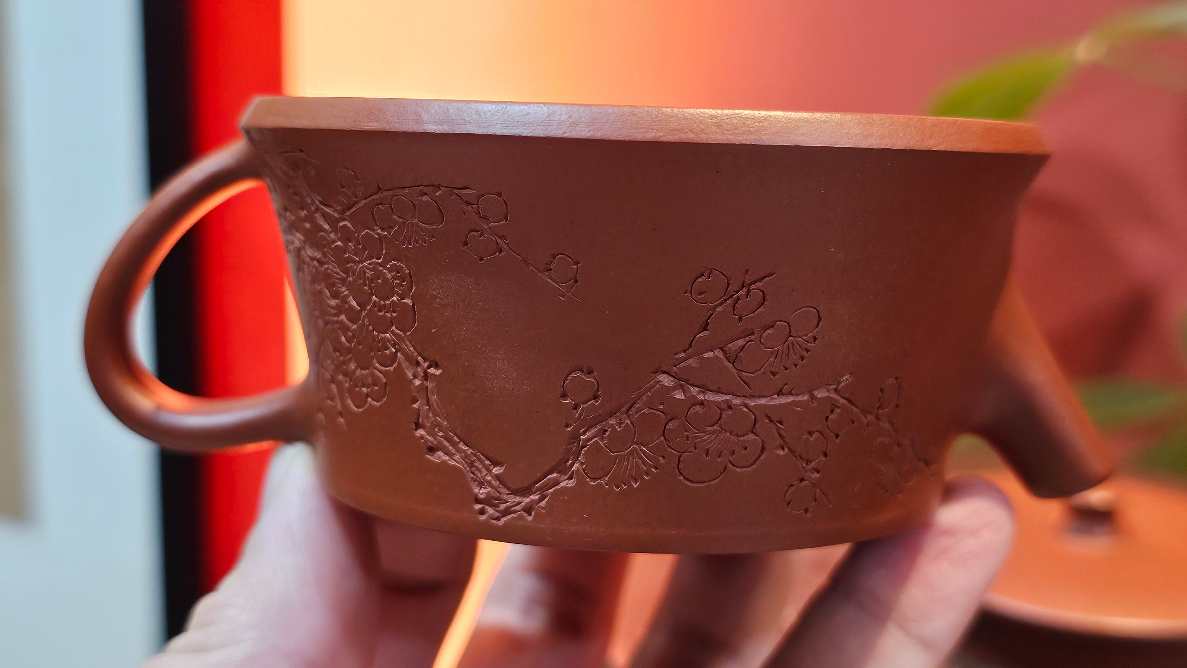 Yun Zhu 云柱 "Pillar of the Heavens", 138.1ml, Xiao Mei Yao Zhu Ni, by our Collaborative Craftsman Wang Hui 王慧 ~ "梅开五福" and Plum Blossoms Engraving by Craftsman Yi De Shu 一德书 ~ Congratulations to!Tea Sommr A.M., 1238hrs 16th August 2025, Padua, Italy🇮🇹!