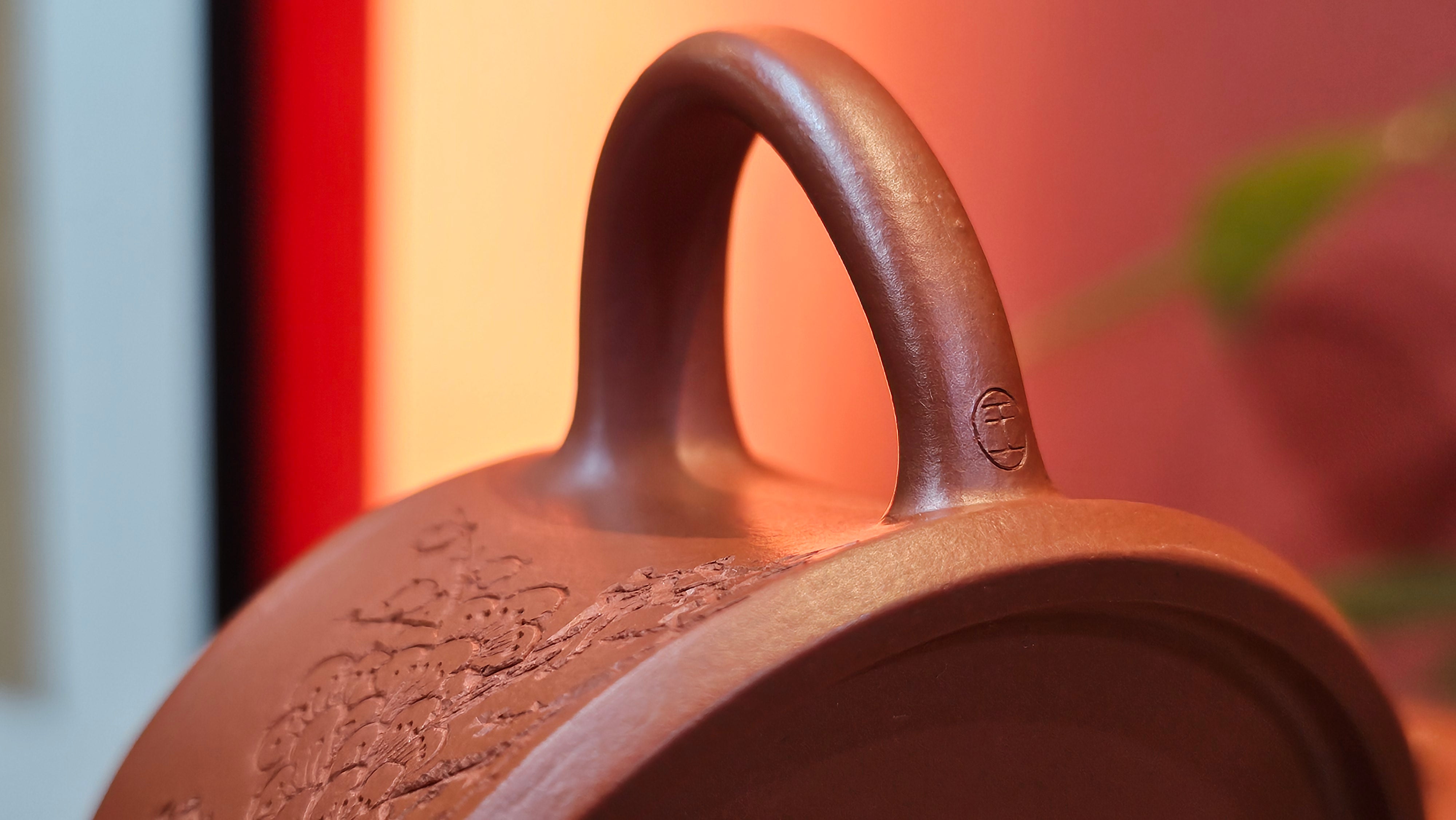 Yun Zhu 云柱 "Pillar of the Heavens", 138.1ml, Xiao Mei Yao Zhu Ni, by our Collaborative Craftsman Wang Hui 王慧 ~ "梅开五福" and Plum Blossoms Engraving by Craftsman Yi De Shu 一德书 ~ Congratulations to!Tea Sommr A.M., 1238hrs 16th August 2025, Padua, Italy🇮🇹!