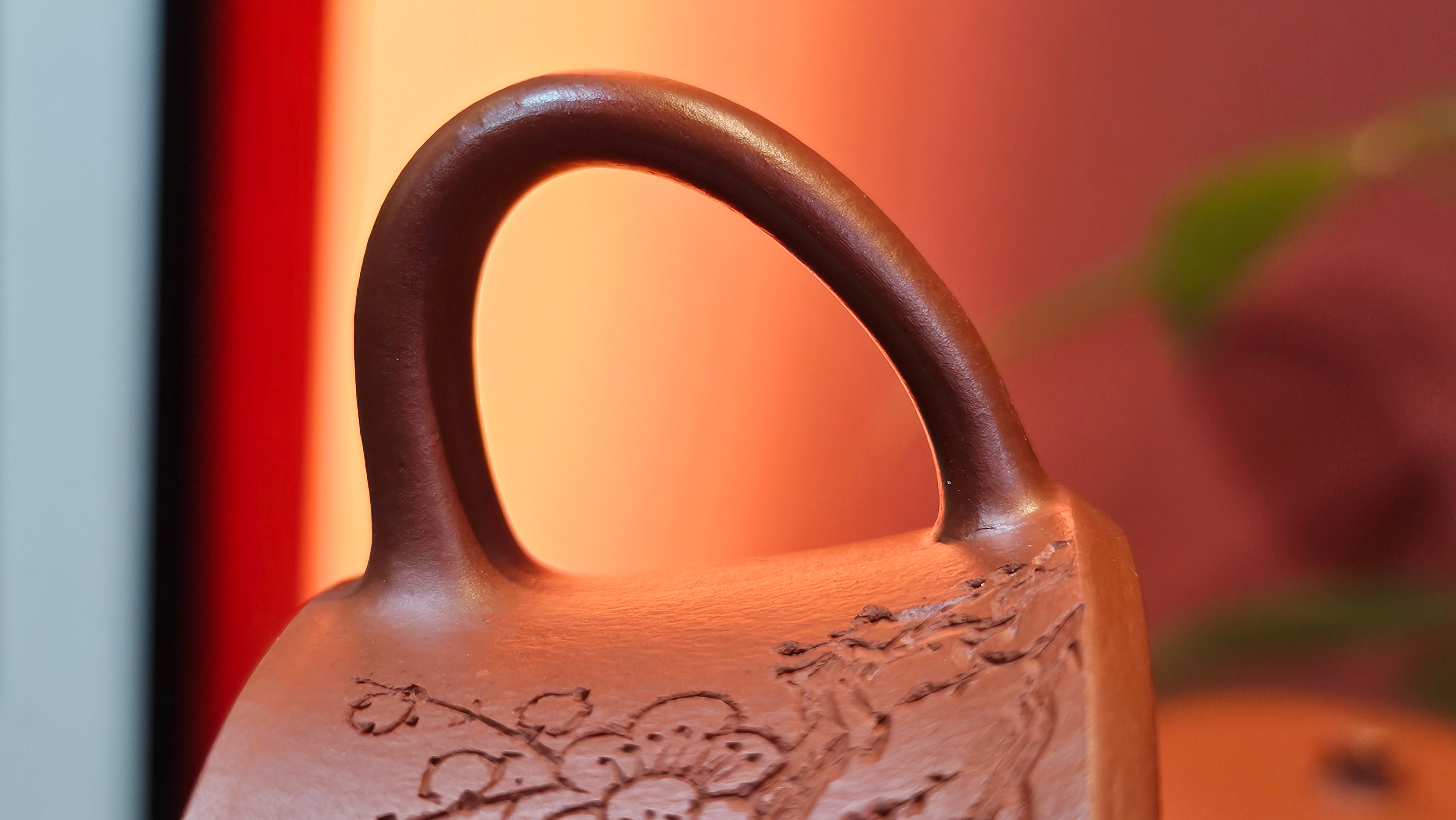 Yun Zhu 云柱 "Pillar of the Heavens", 138.1ml, Xiao Mei Yao Zhu Ni, by our Collaborative Craftsman Wang Hui 王慧 ~ "梅开五福" and Plum Blossoms Engraving by Craftsman Yi De Shu 一德书 ~ Congratulations to!Tea Sommr A.M., 1238hrs 16th August 2025, Padua, Italy🇮🇹!