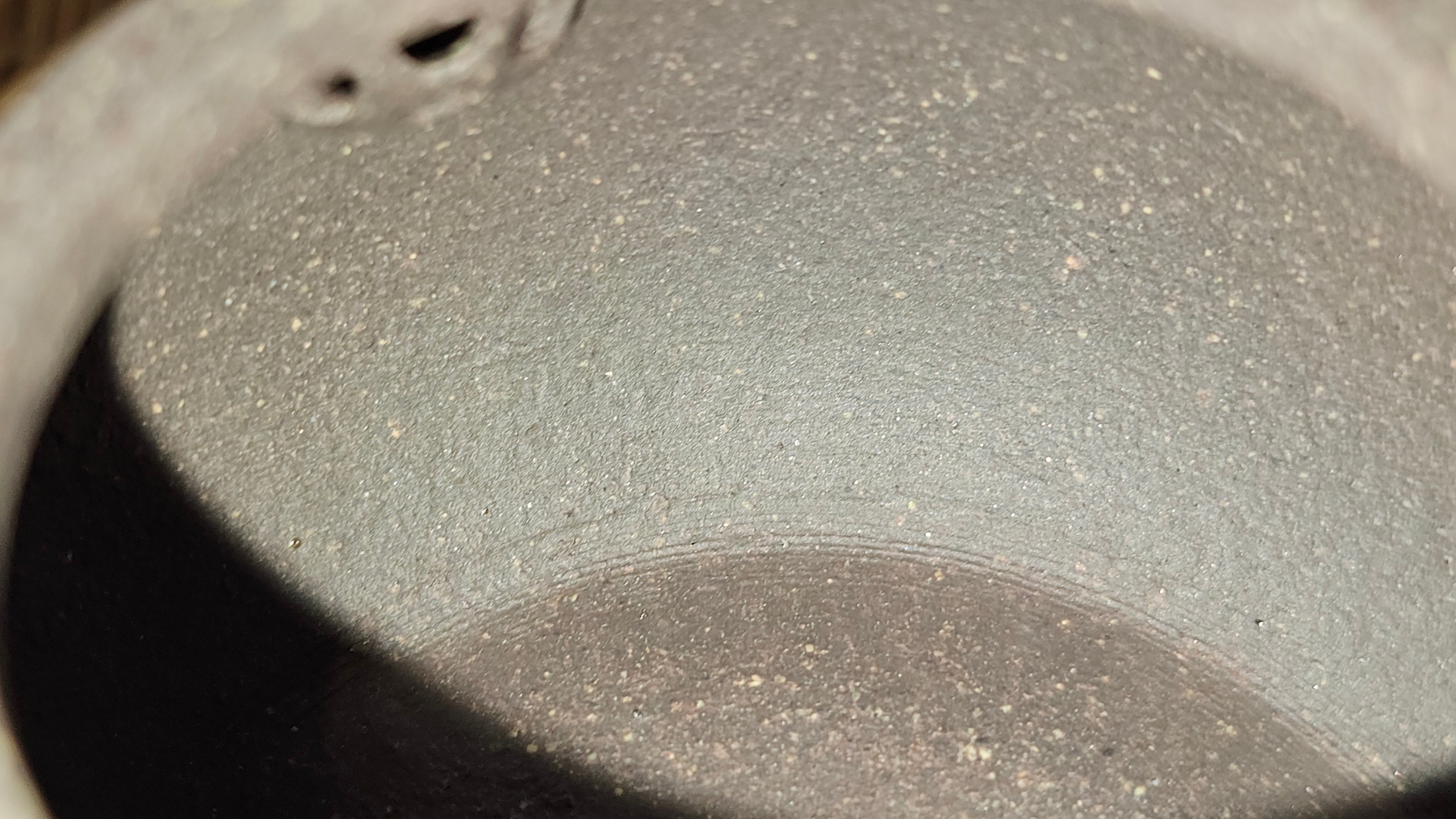 Du Zhi Hu《笃志壶》, 171.9ml, Hei Zi Ni 黑紫泥, by our Craftsman Zhang Huan 张欢, Calligraphy and Bamboo Engraving by Craftsman Yi Cheng 逸成 ~ !Congratulations to Ms M.L.!!1011hrs 8th August 2025, Phoenix, AZ!