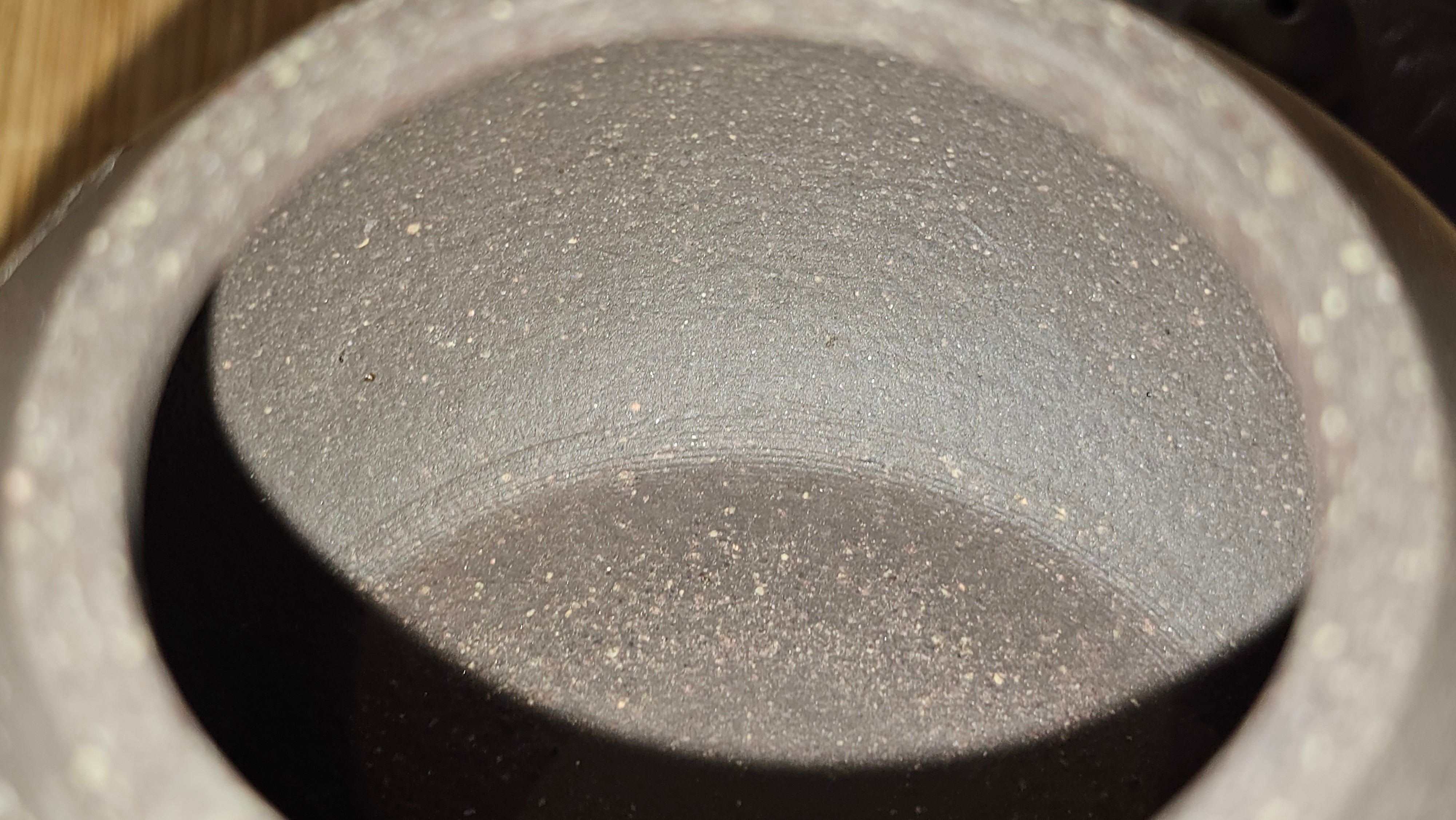 Du Zhi Hu《笃志壶》, 171.9ml, Hei Zi Ni 黑紫泥, by our Craftsman Zhang Huan 张欢, Calligraphy and Bamboo Engraving by Craftsman Yi Cheng 逸成 ~ !Congratulations to Ms M.L.!!1011hrs 8th August 2025, Phoenix, AZ!