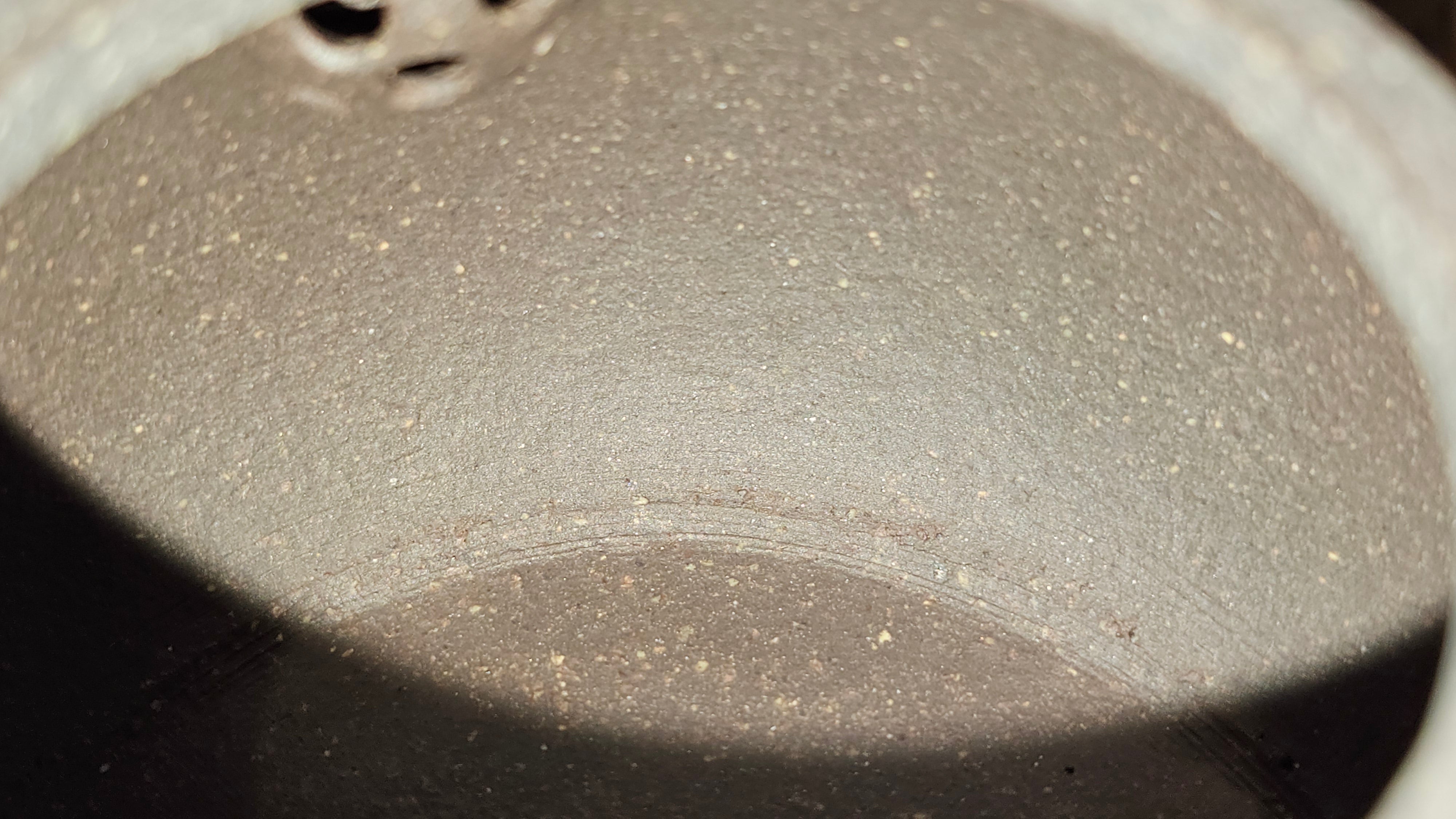 Du Zhi Hu《笃志壶》, 173.8ml, Hei Zi Ni 黑紫泥, by our Craftsman Zhang Huan 张欢, Calligraphy and Bamboo Engraving by Craftsman Yi Cheng 逸成 ~ Congratulations!to Ms A.R.! 1927hrs 8th August 2025! Ipswich, England🇬🇧.